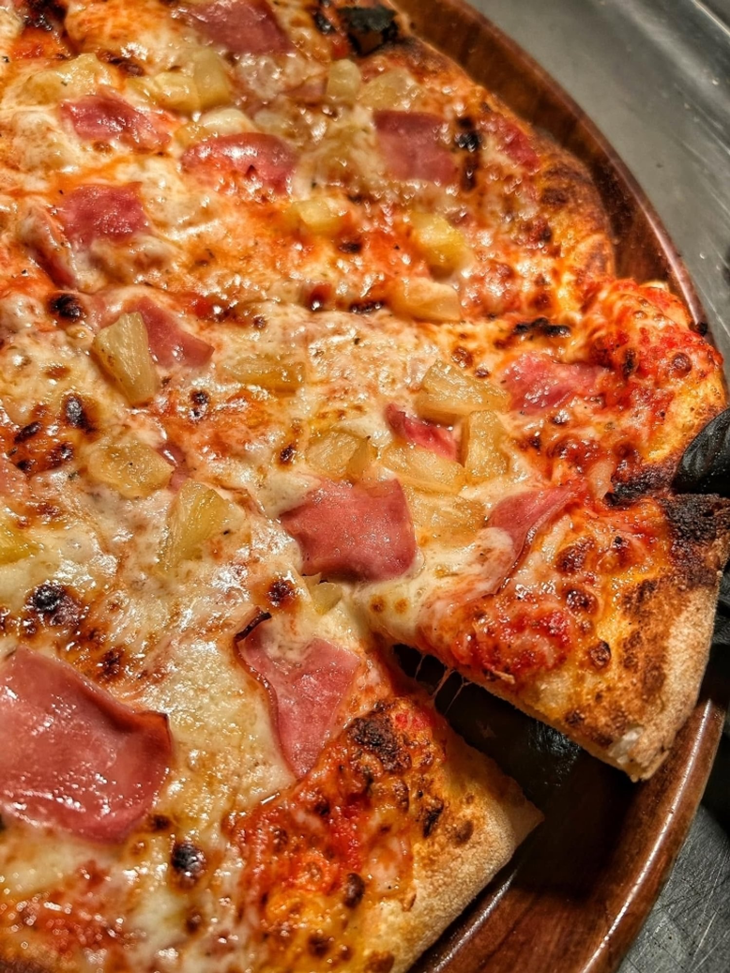 Mike's Hot Hawaiian
