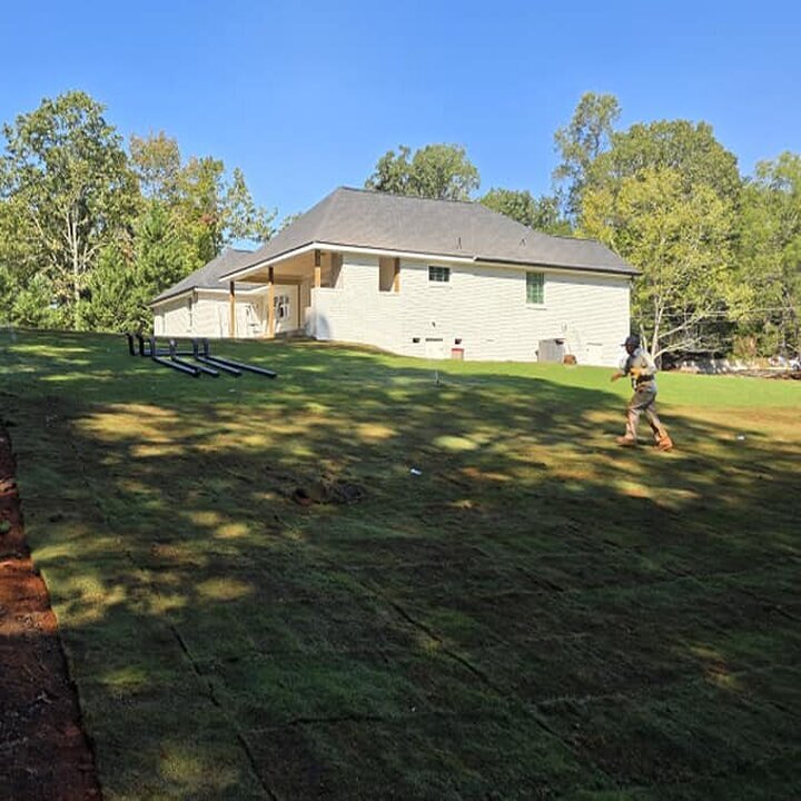 GH Turf & Landscape LLC Image