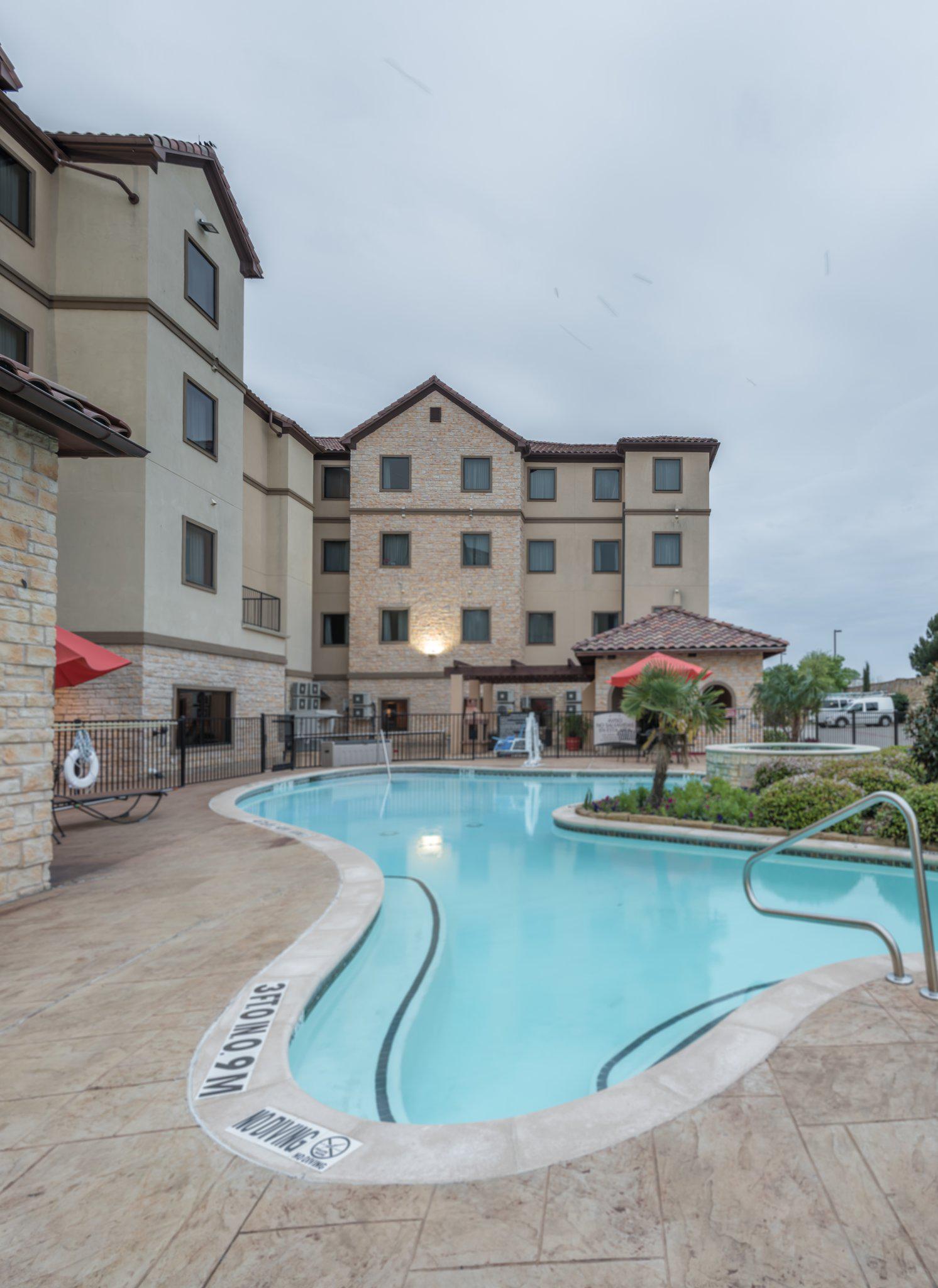 Staybridge Suites DFW Airport North Photo