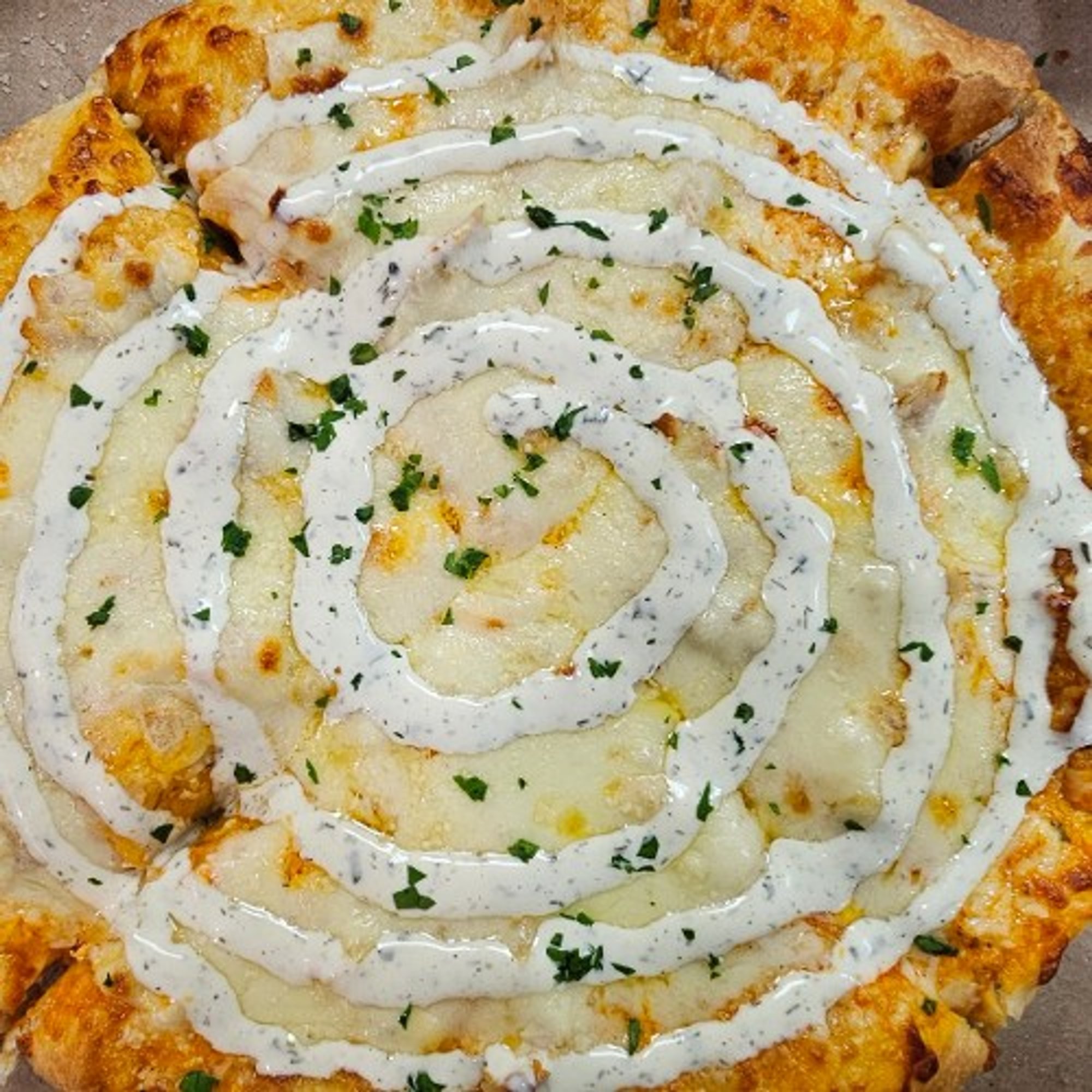 Buffalo Chicken Pizza (8-cut)