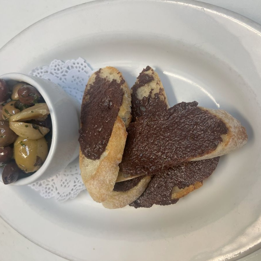 Mediterranean Olives and Tapenade Toasts