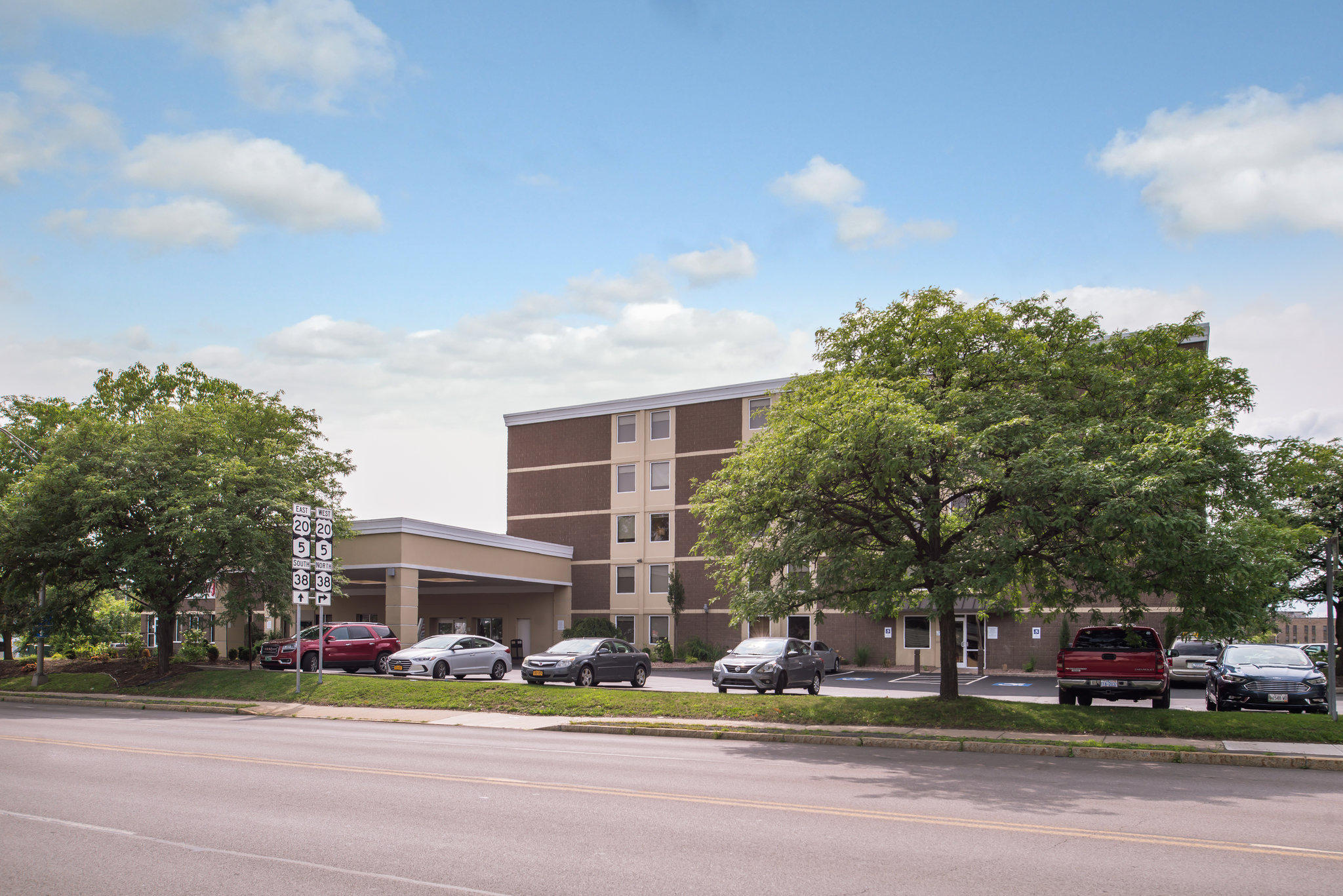 Holiday Inn Auburn-Finger Lakes Region Photo