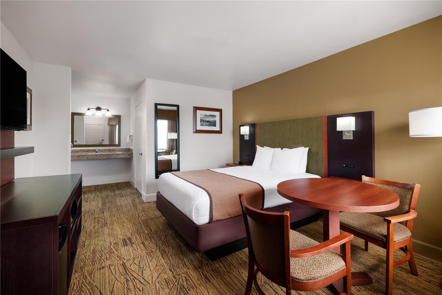 Best Western Discovery Inn Image