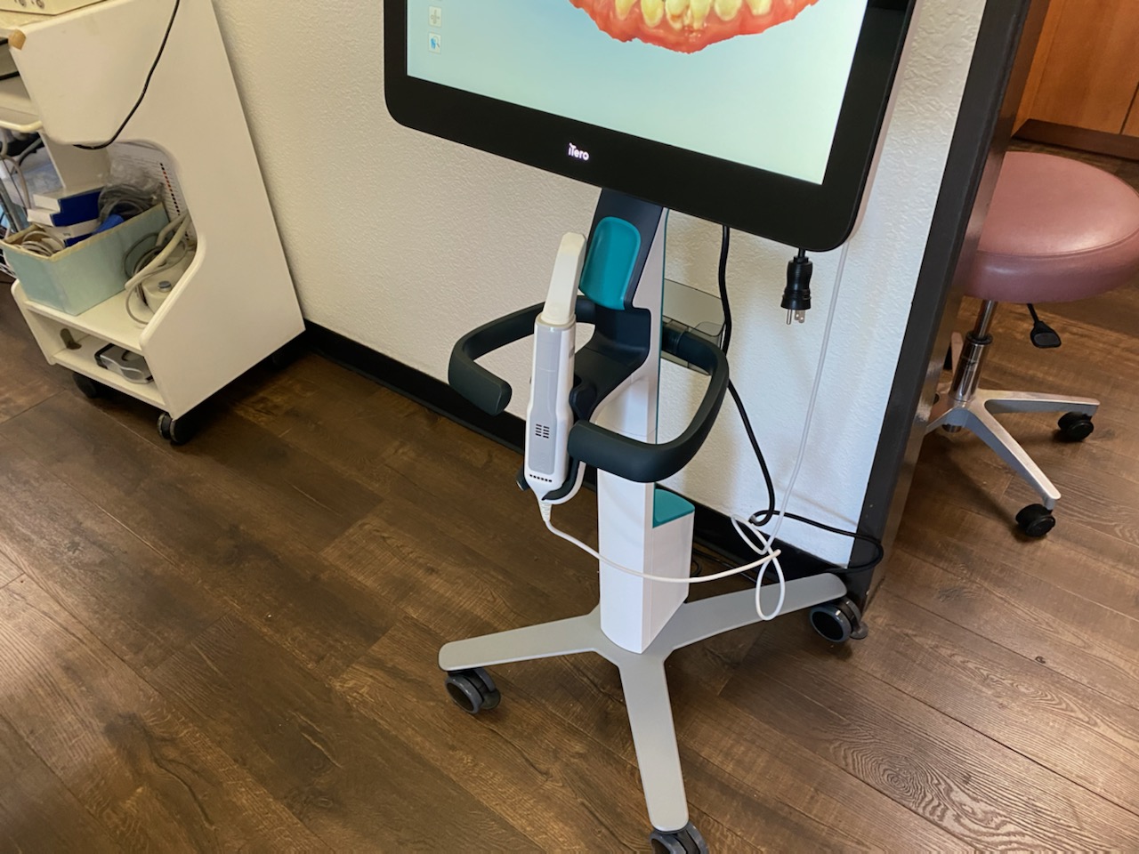 Pacoima Dental Center Image