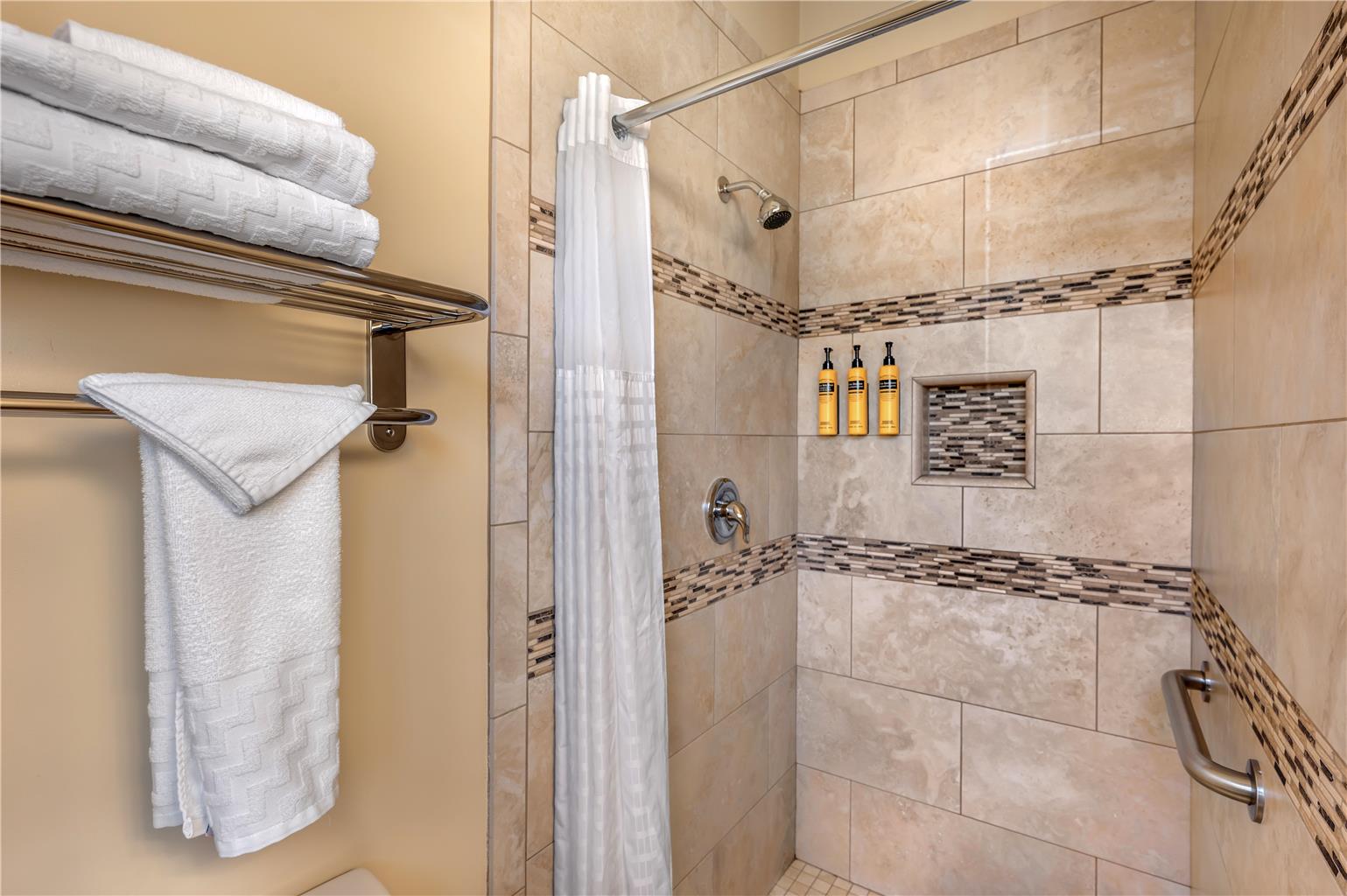 Best Western Plus Santa Barbara Image