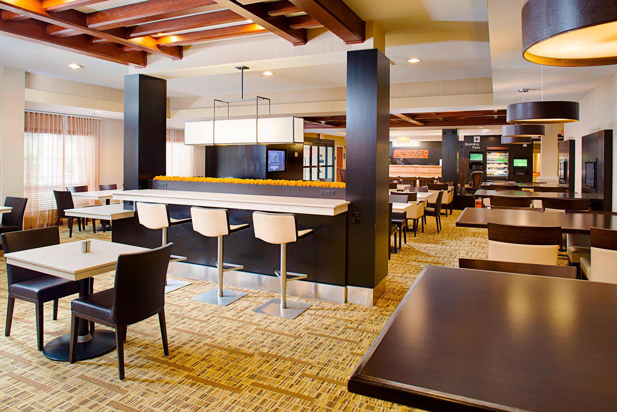 Courtyard by Marriott Palo Alto Los Altos Photo