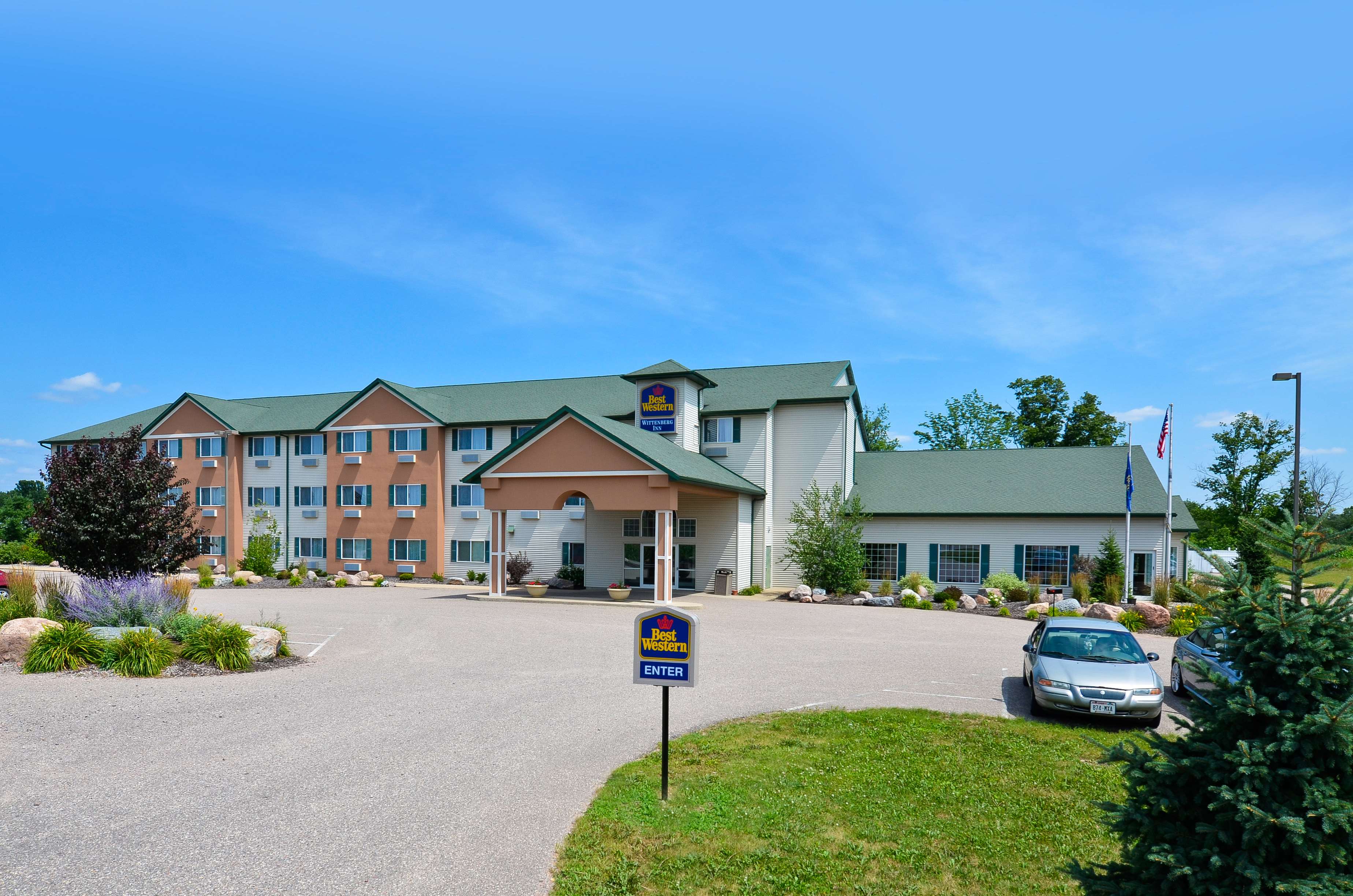 Best Western Wittenberg Inn in Wittenberg, WI (715) 2533...