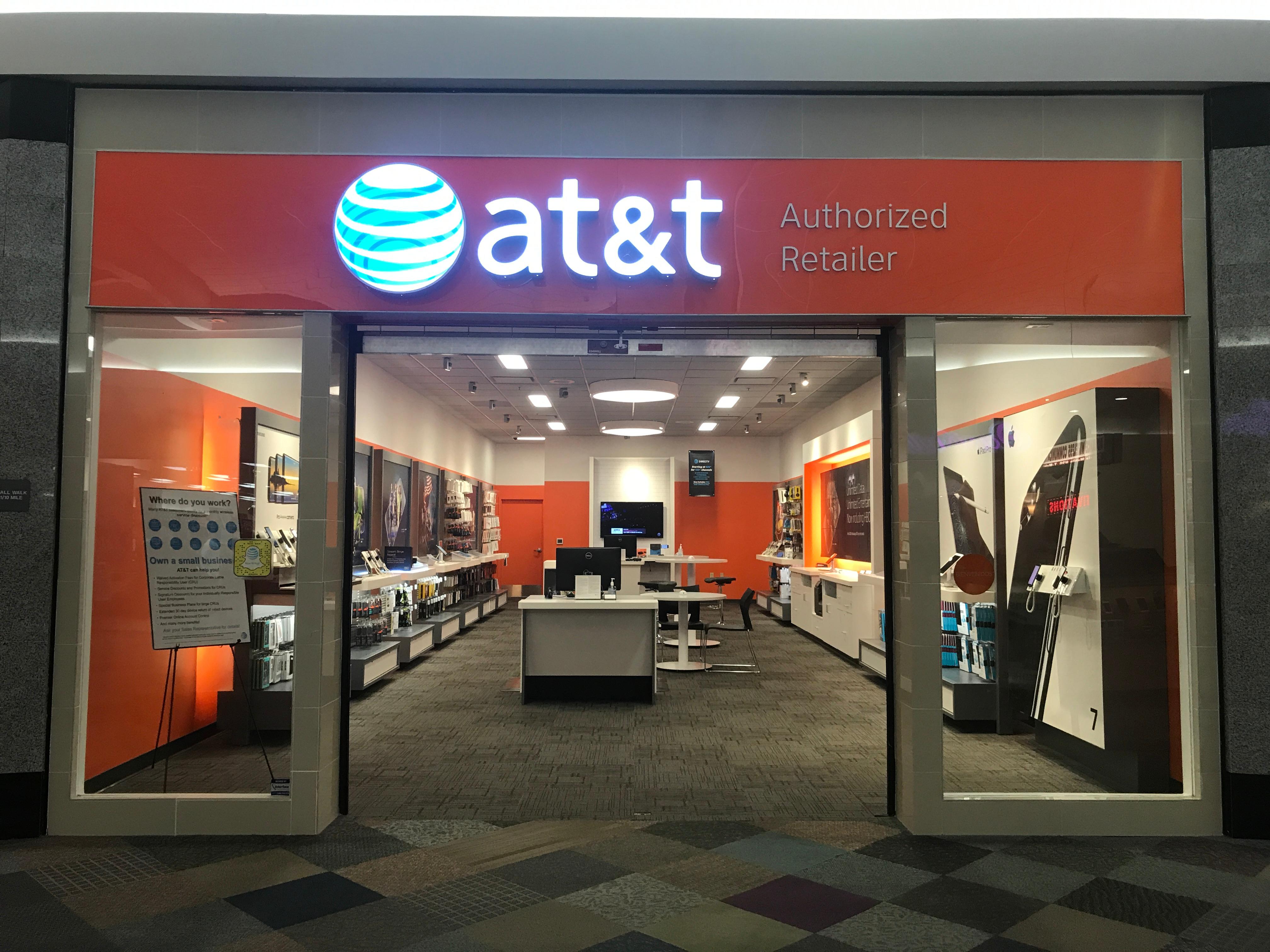 AT&T Store Photo