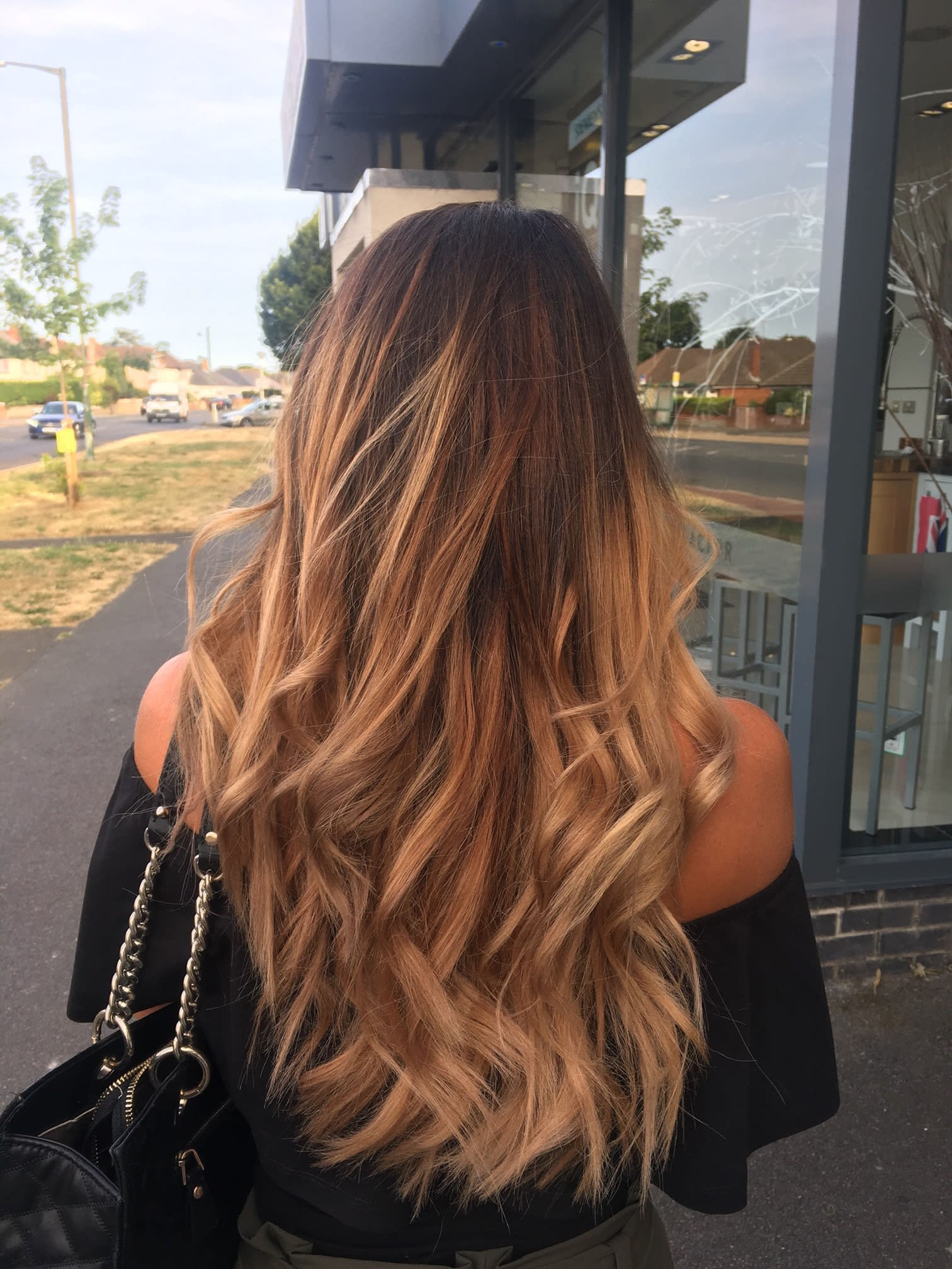 Images ME Hair Lounge