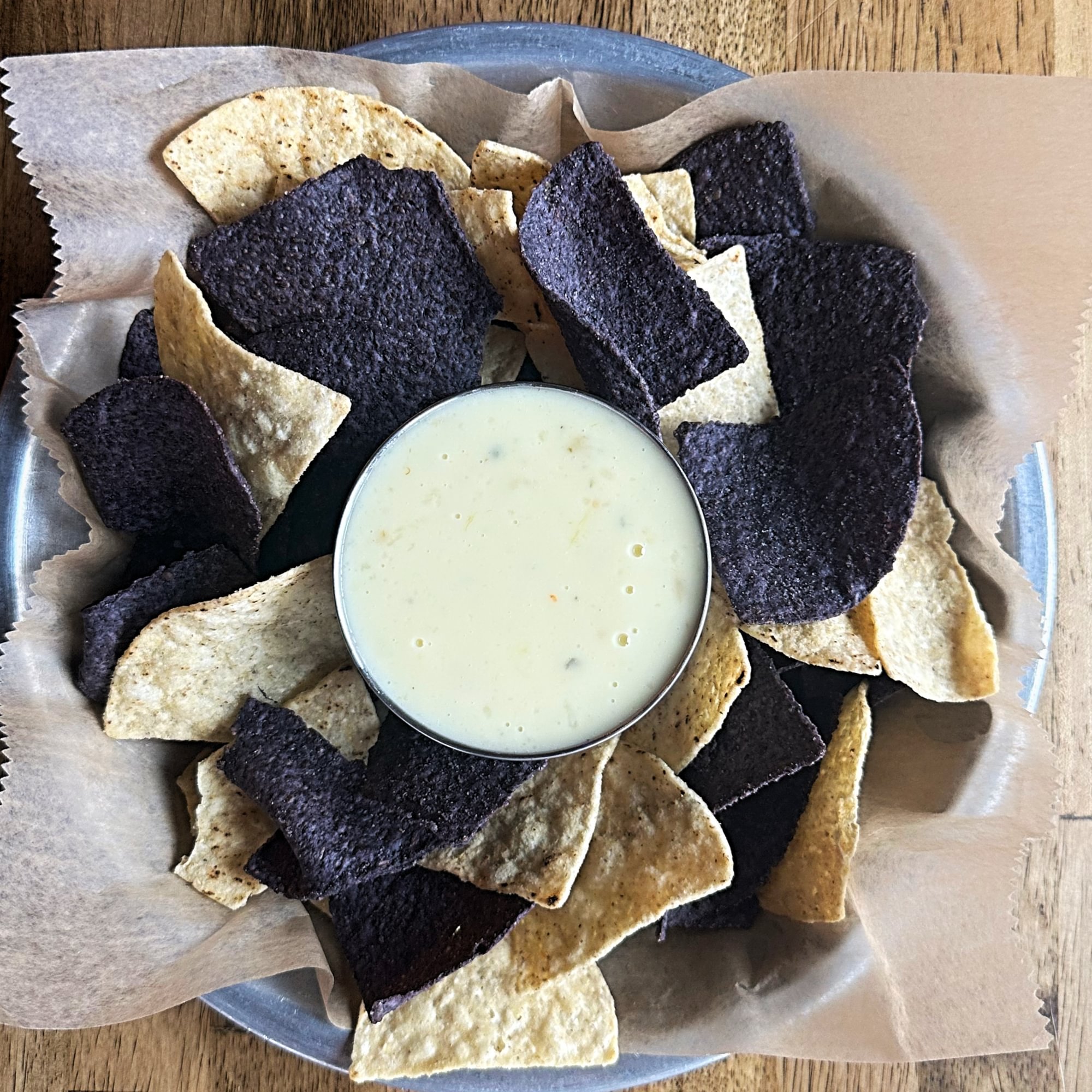 Chips & Queso