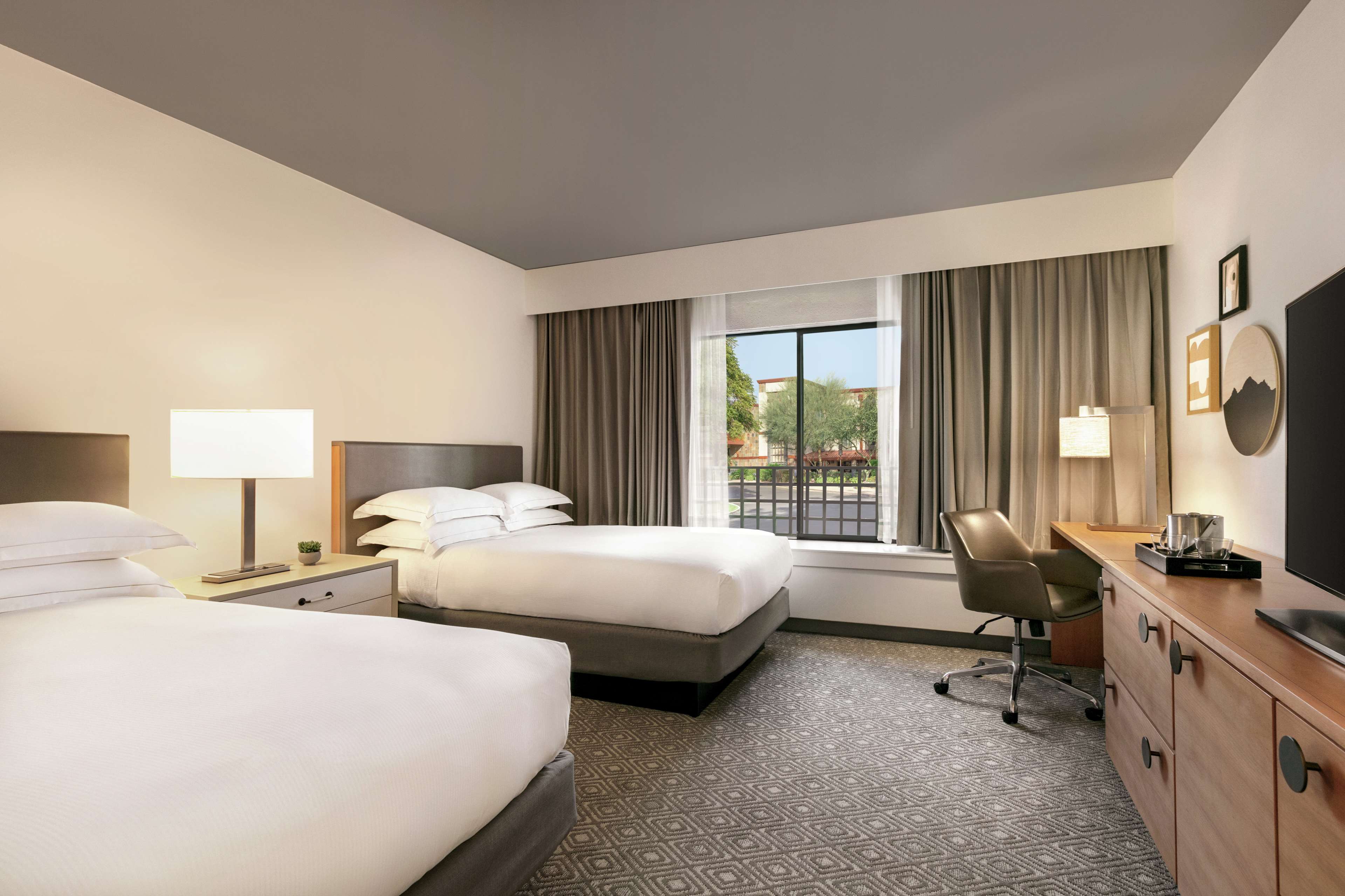 Hilton Scottsdale Resort & Villas Photo