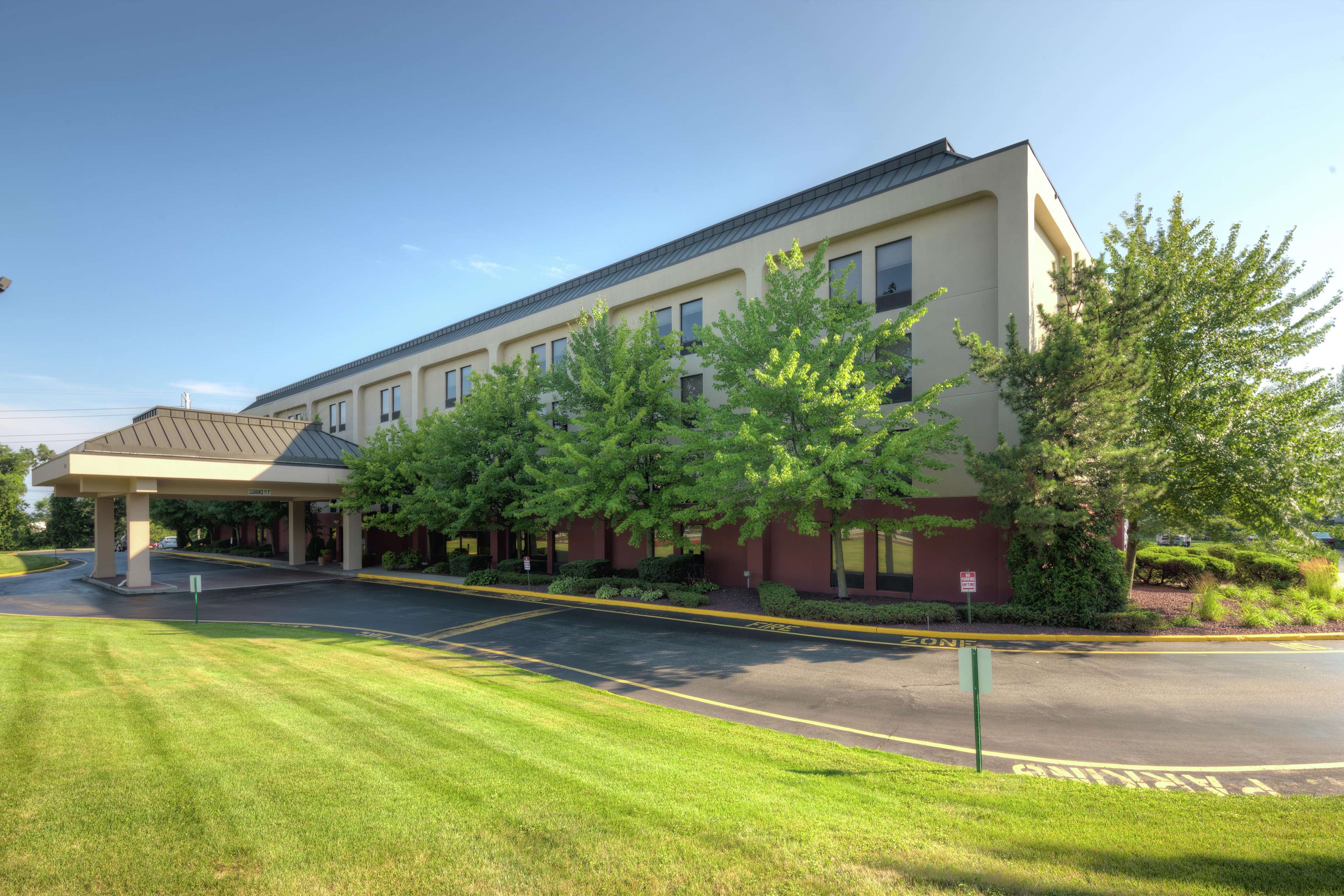 Hampton Inn Long Island/Islandia Photo