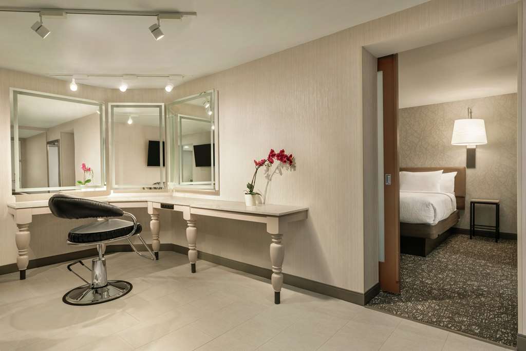 Hilton Garden Inn Springfield, NJ Image