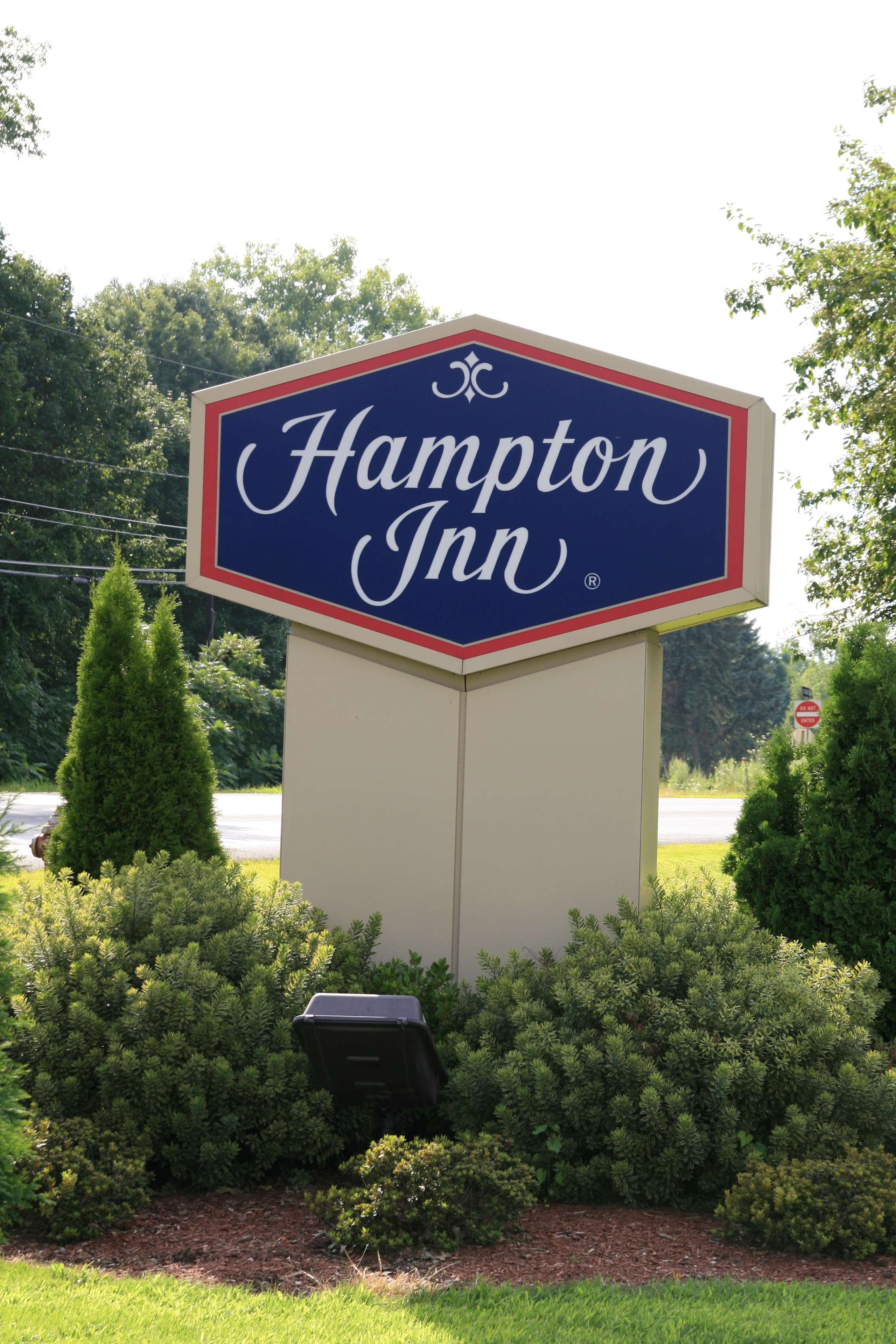 Hampton Inn Hadley-Amherst Area Photo