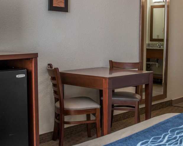 Images Comfort Inn