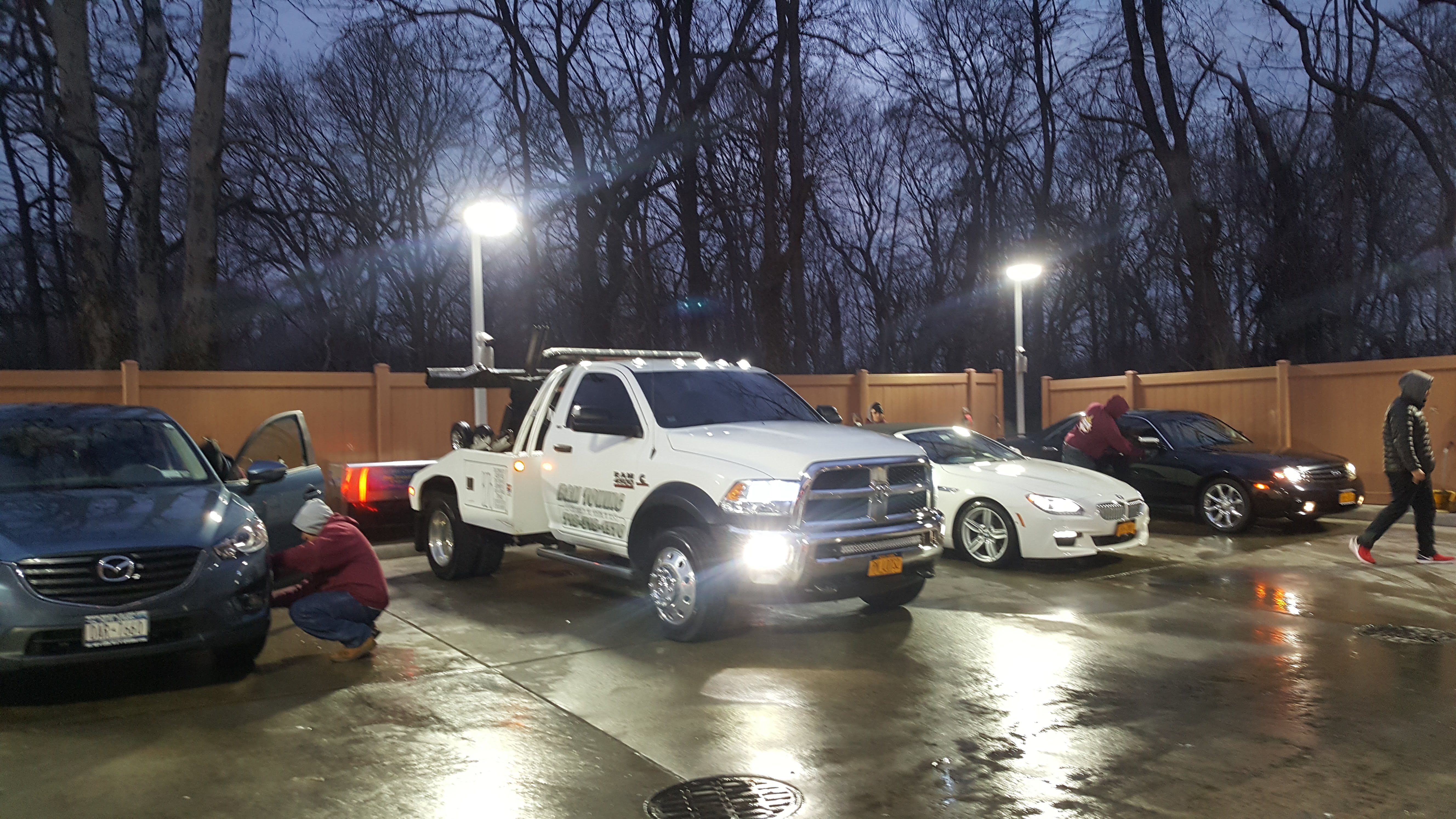 B&M Towing Photo