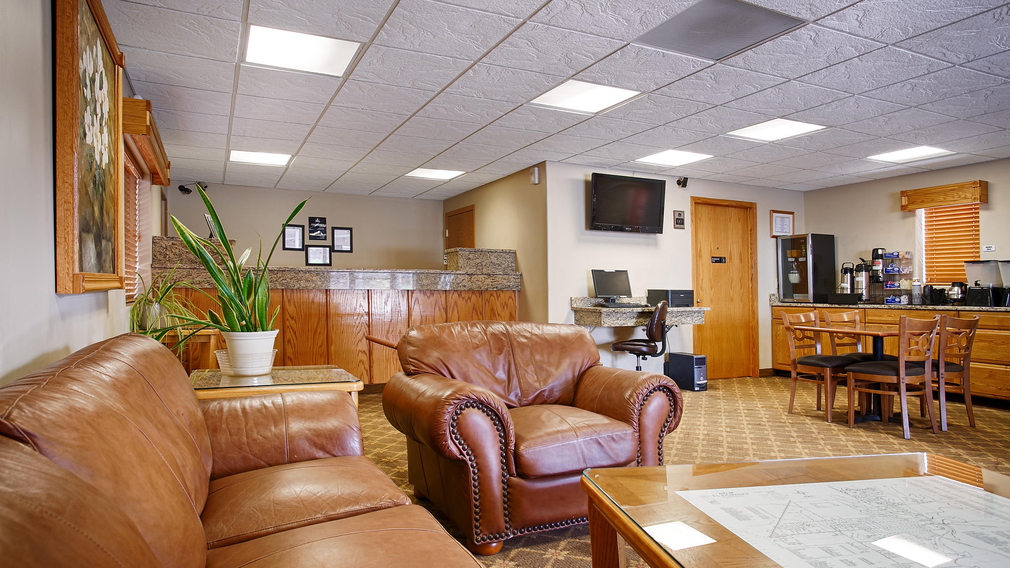 Best Western Red Coach Inn Image