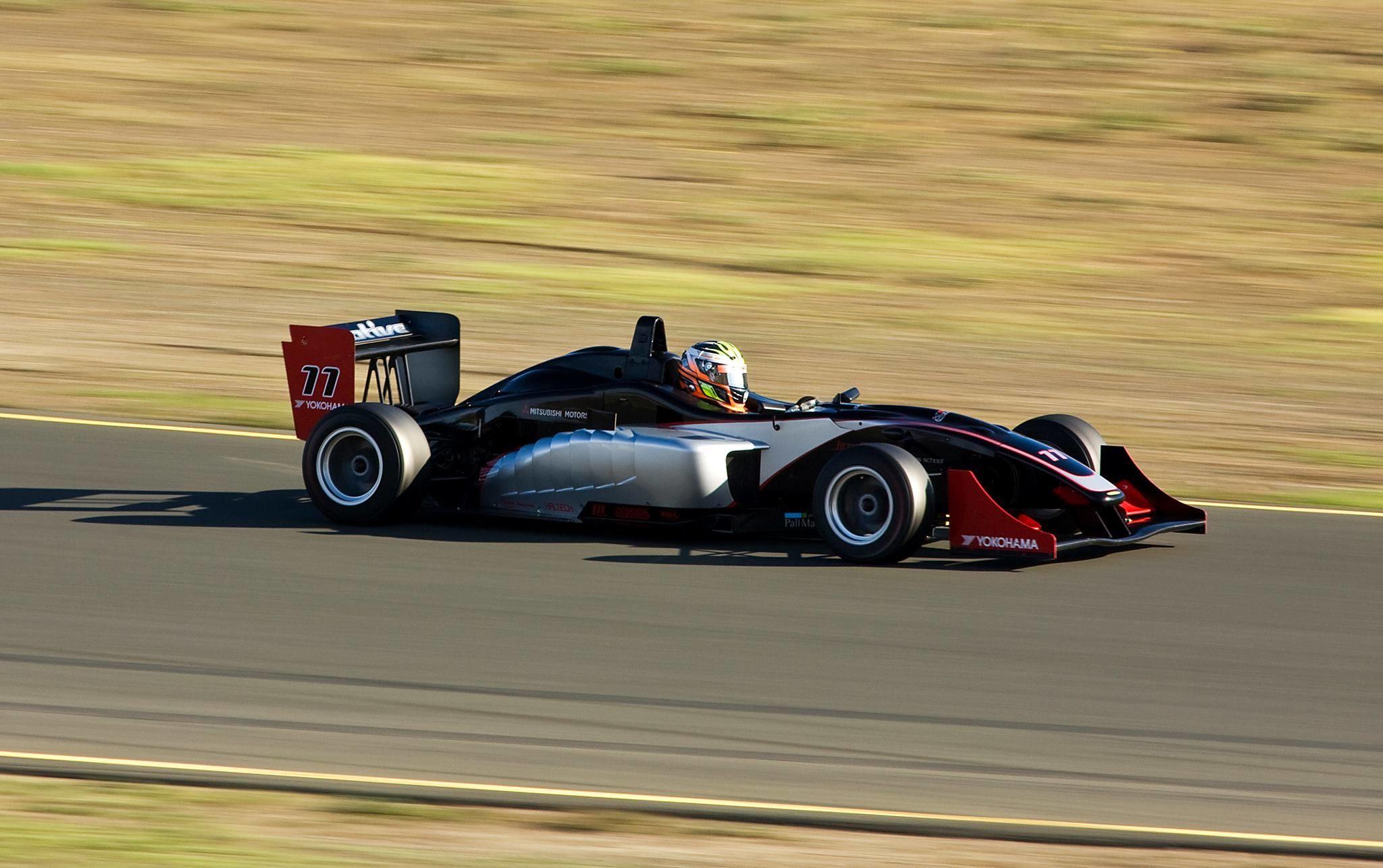 Simraceway Lola SRW F3 Car