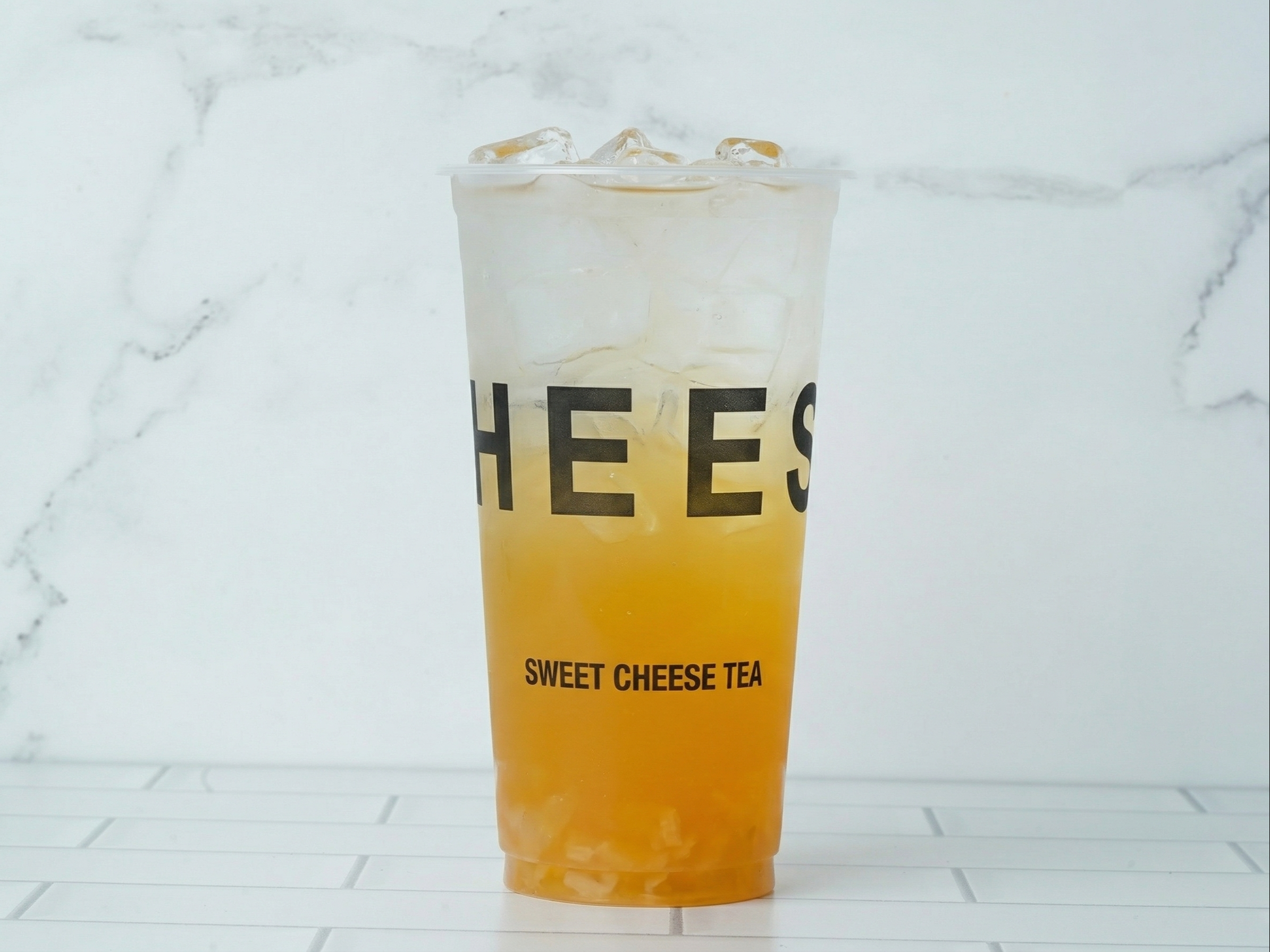 S8- Peachy Mango Soda (M)