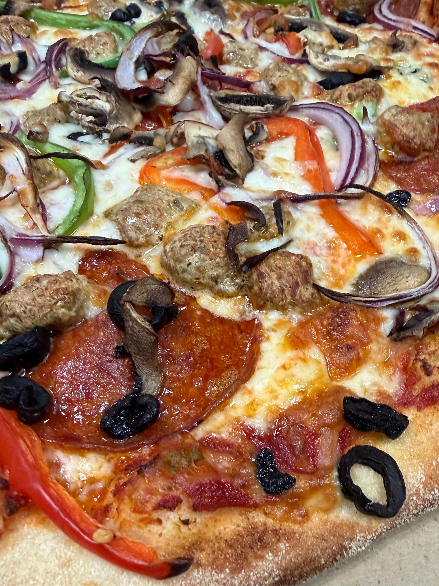 SUPREME PIZZA