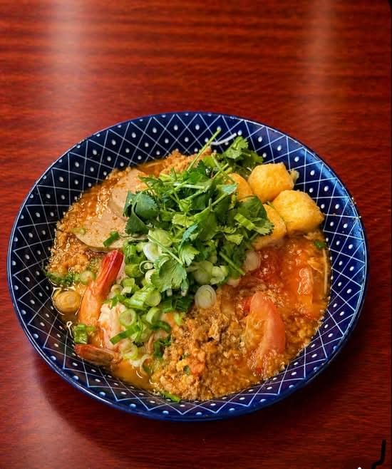 Vermicelli Soup with Crab Paste