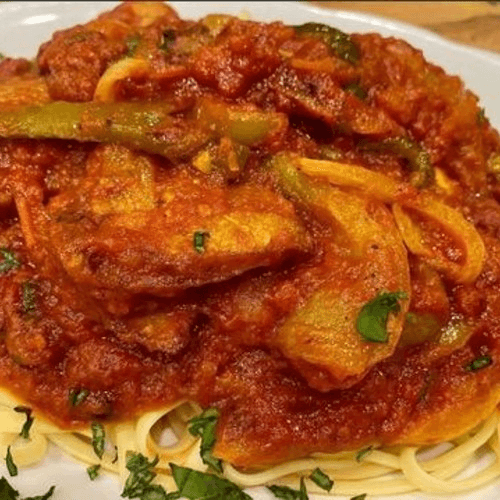 LINGUINI WITH RED CLAM SAUCE ENTRÉE