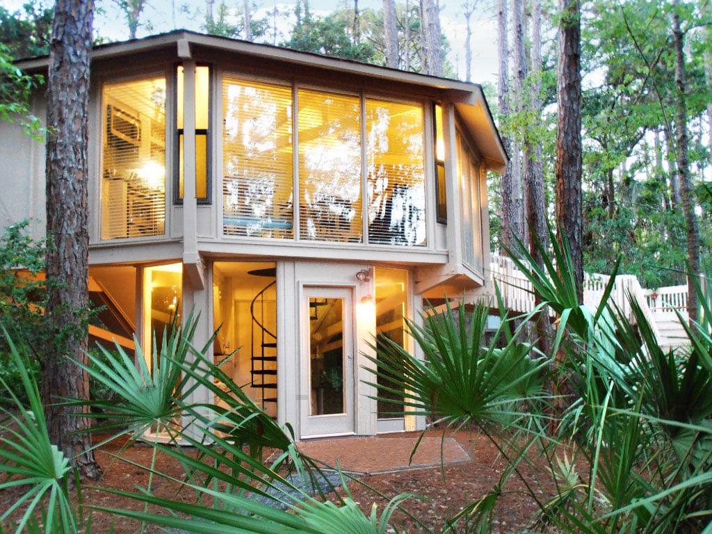 One of our favorite resort projects from the early 1970s - The Sealofts on Deer Island (Sea Pines Plantation) in Hilton Head, SC. Sixty original design Topsider pedestal homes with ground level entryways.