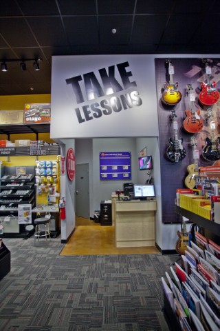 Guitar Center Lessons Photo