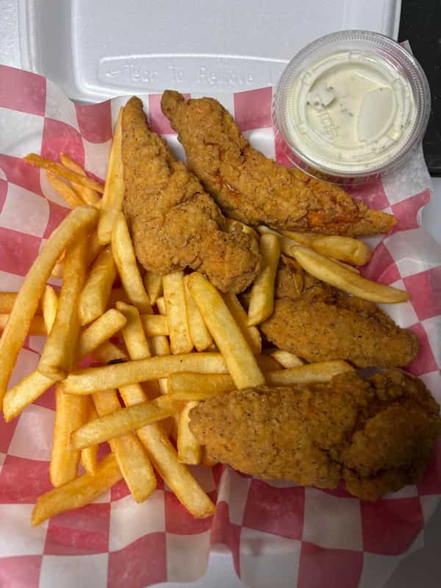 CHICKEN FINGERS & FRIES