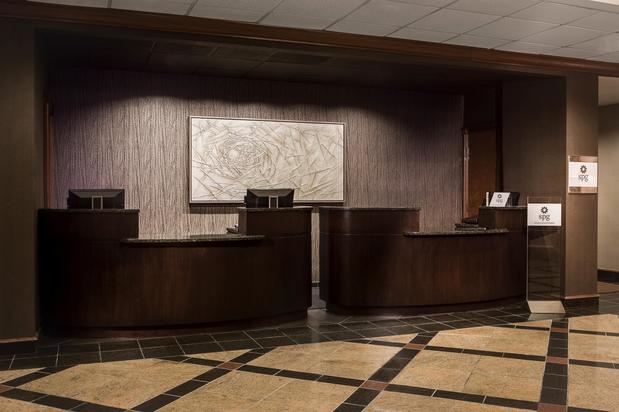 Images Sheraton Omaha Hotel