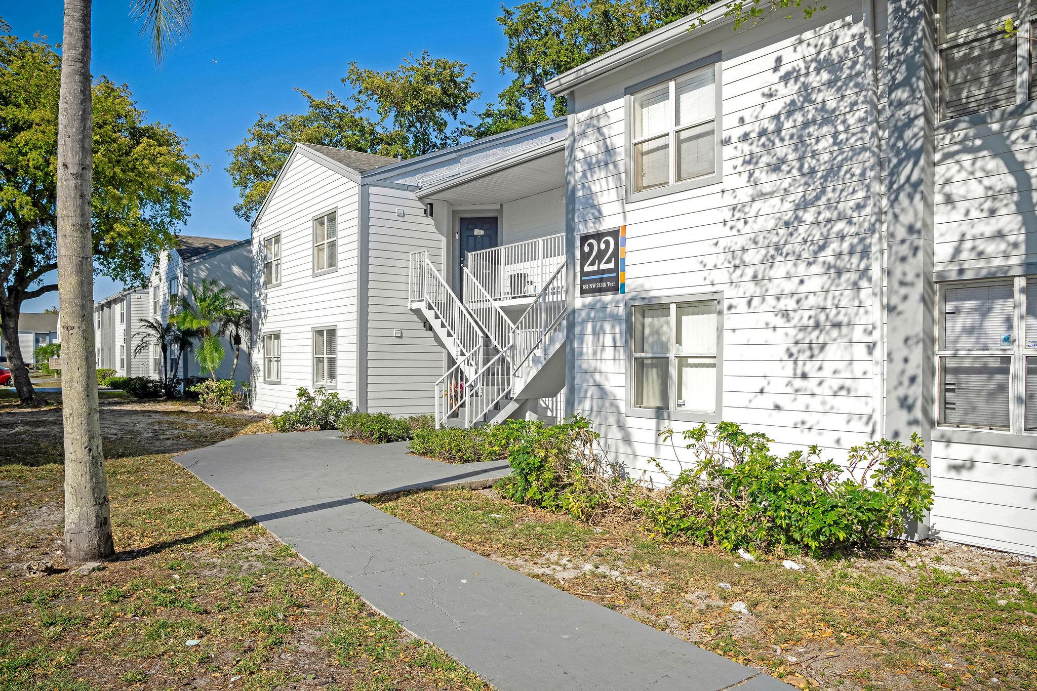 Advenir at Walden Lake Image