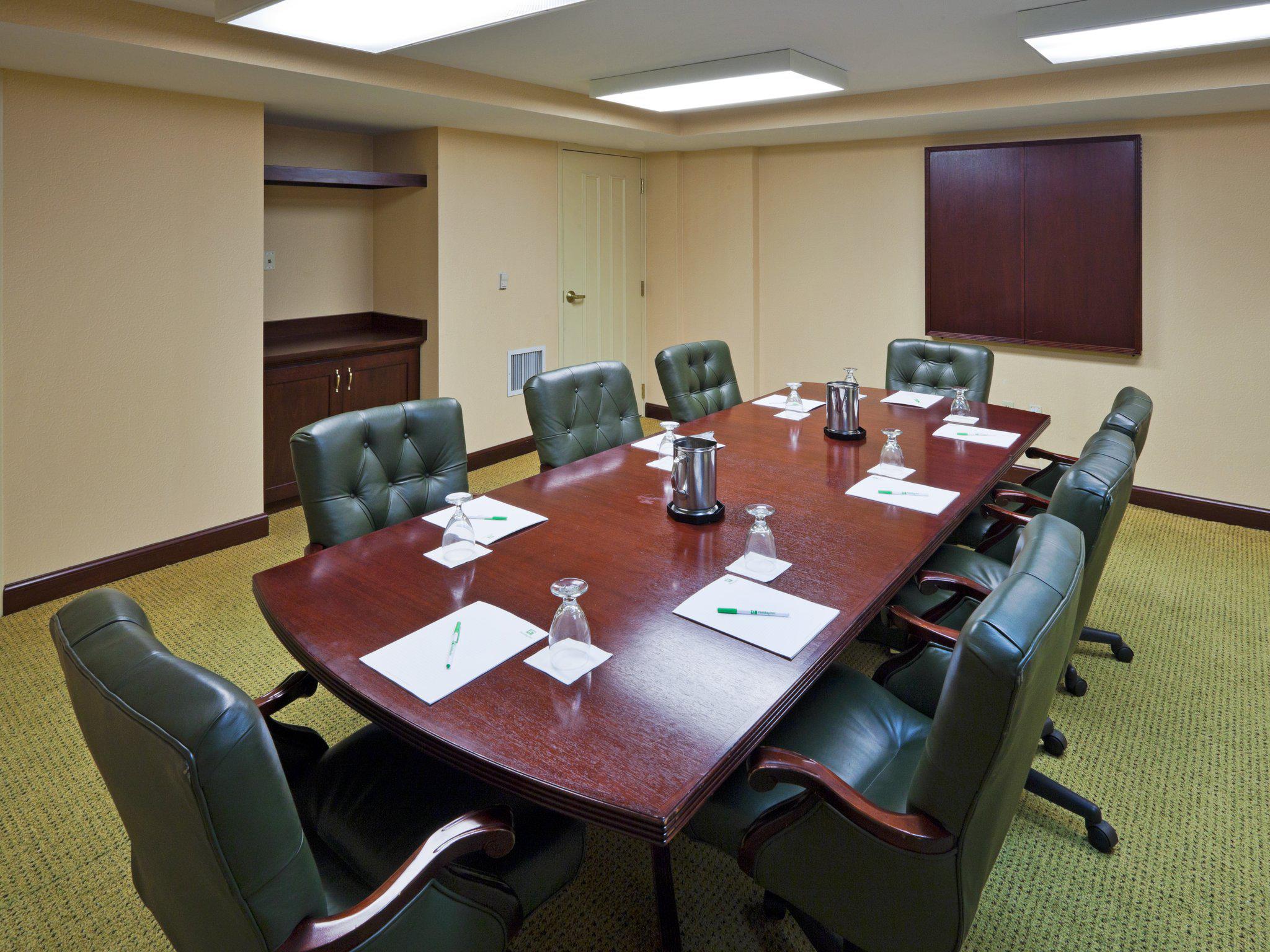 Holiday Inn Chantilly-Dulles Expo (Arpt) Photo