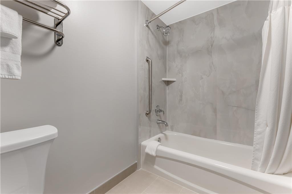 Best Western Plus Elgin - Chicago Image