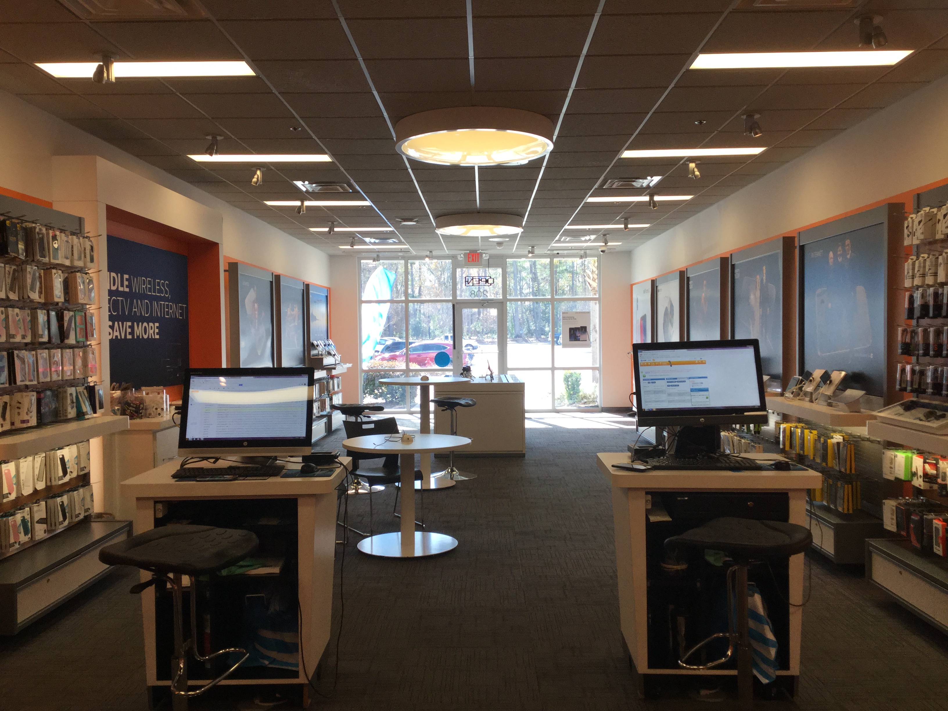 AT&T Store Photo