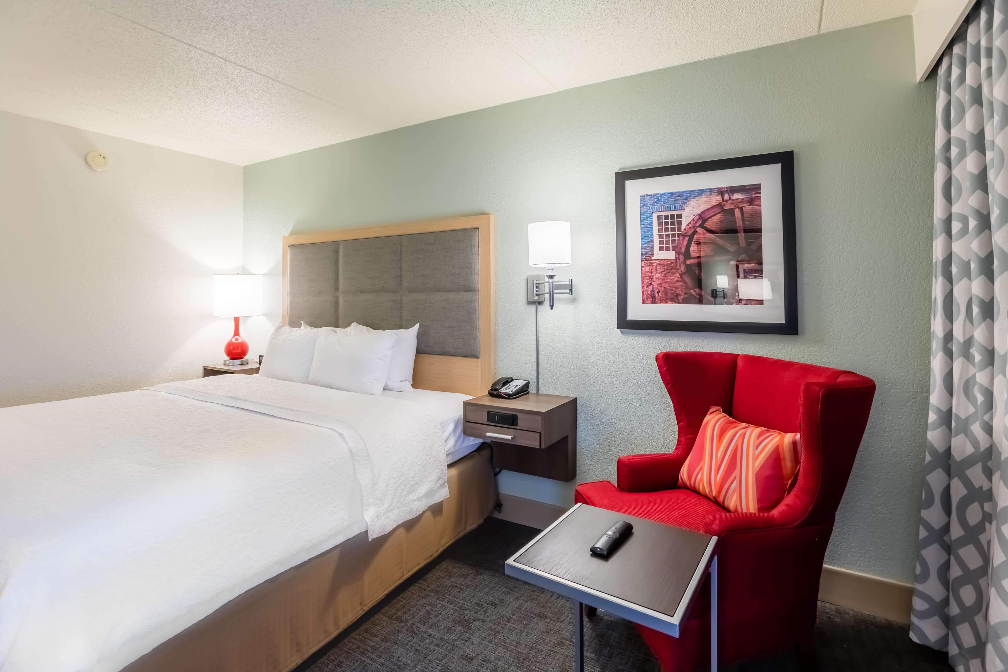 Hampton Inn St. Louis/St. Charles Photo