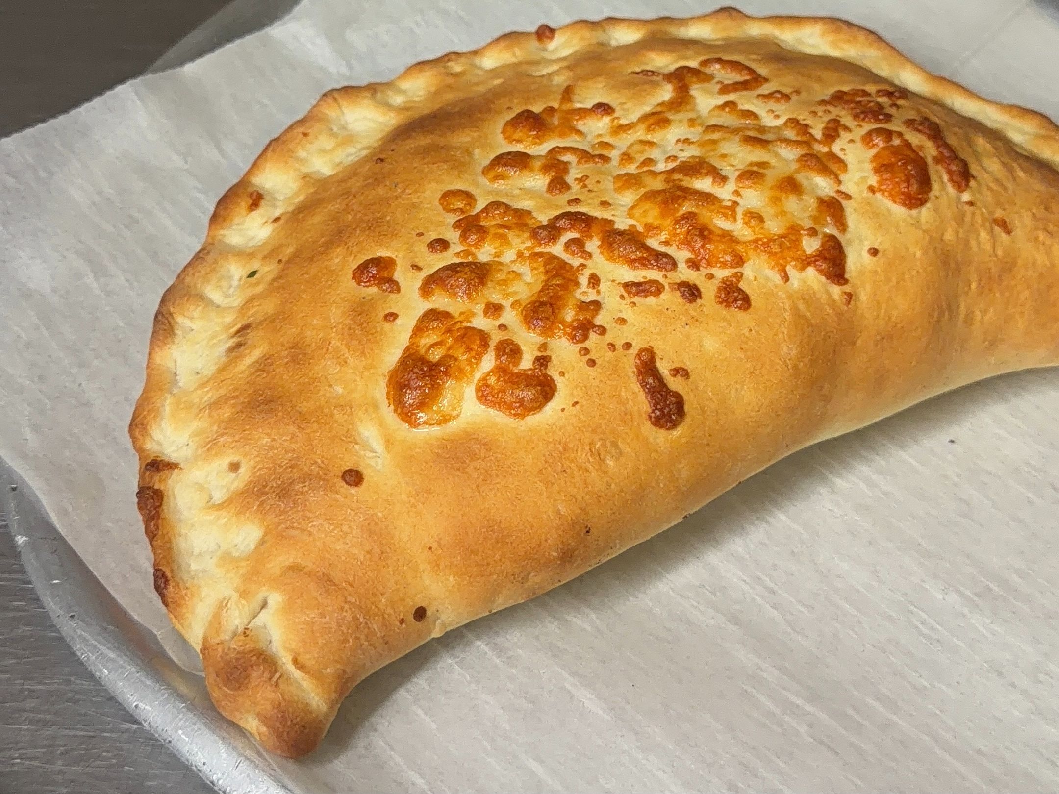 Chomito Lover Calzone | Small