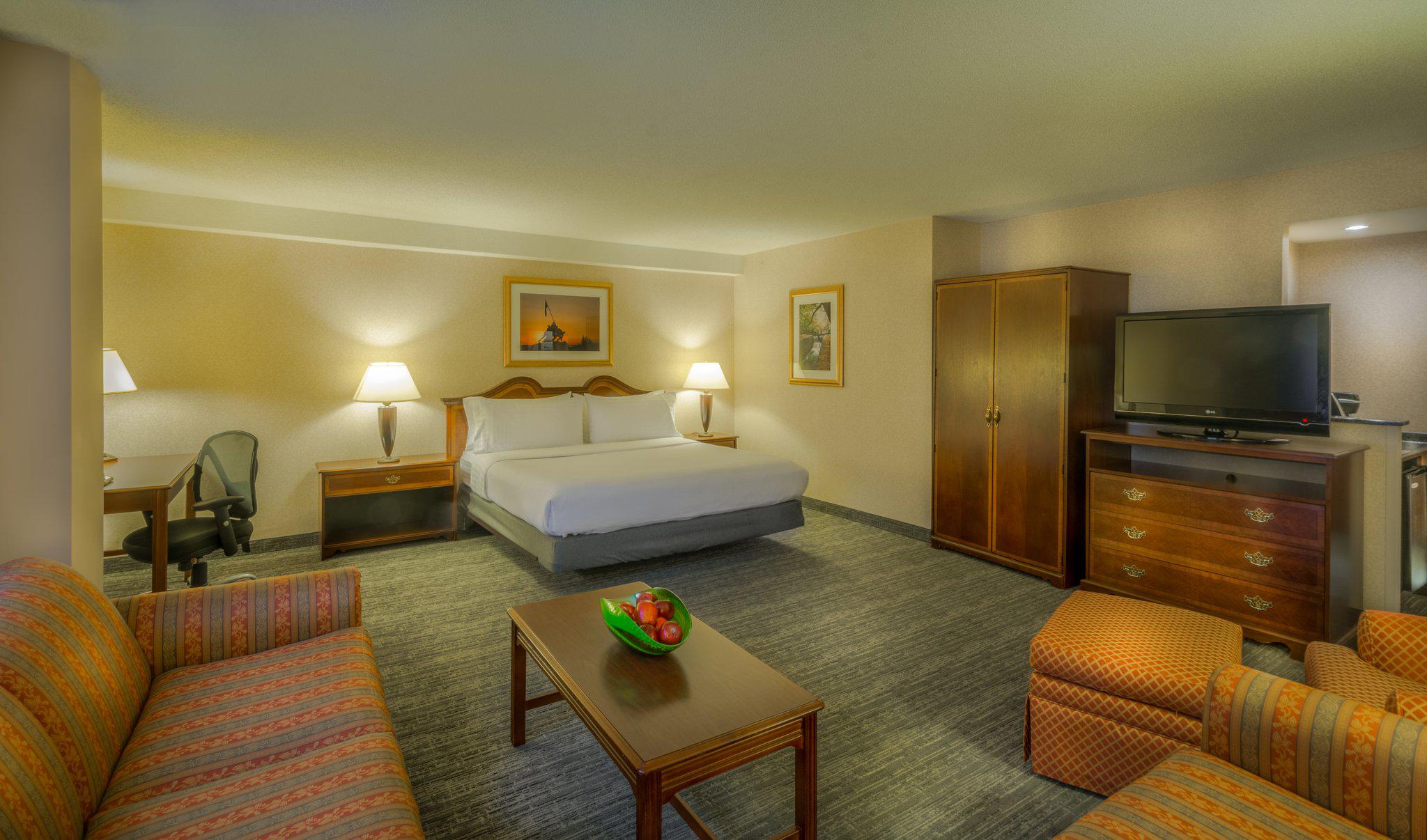 Holiday Inn Arlington at Ballston Photo