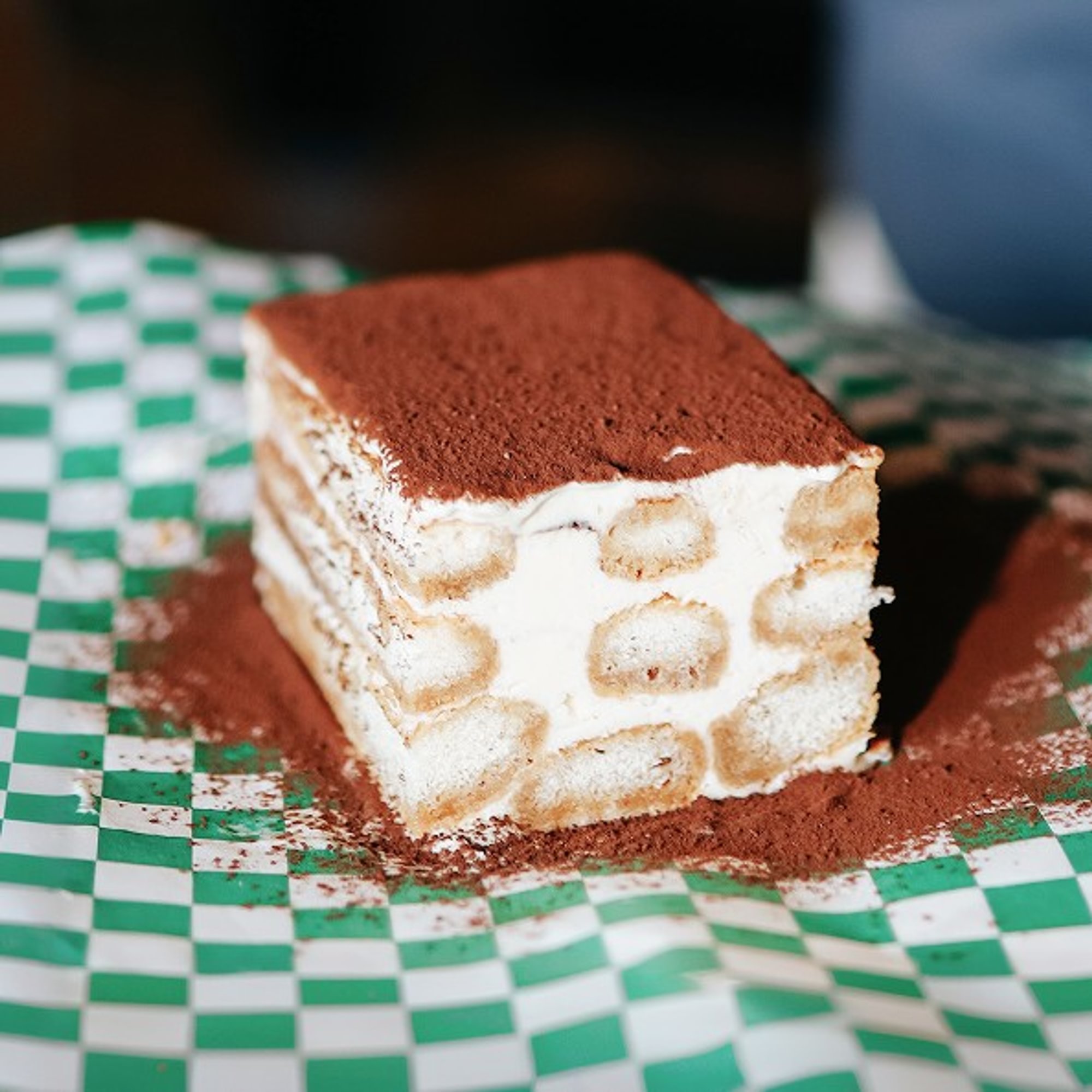 Tiramisu Cake