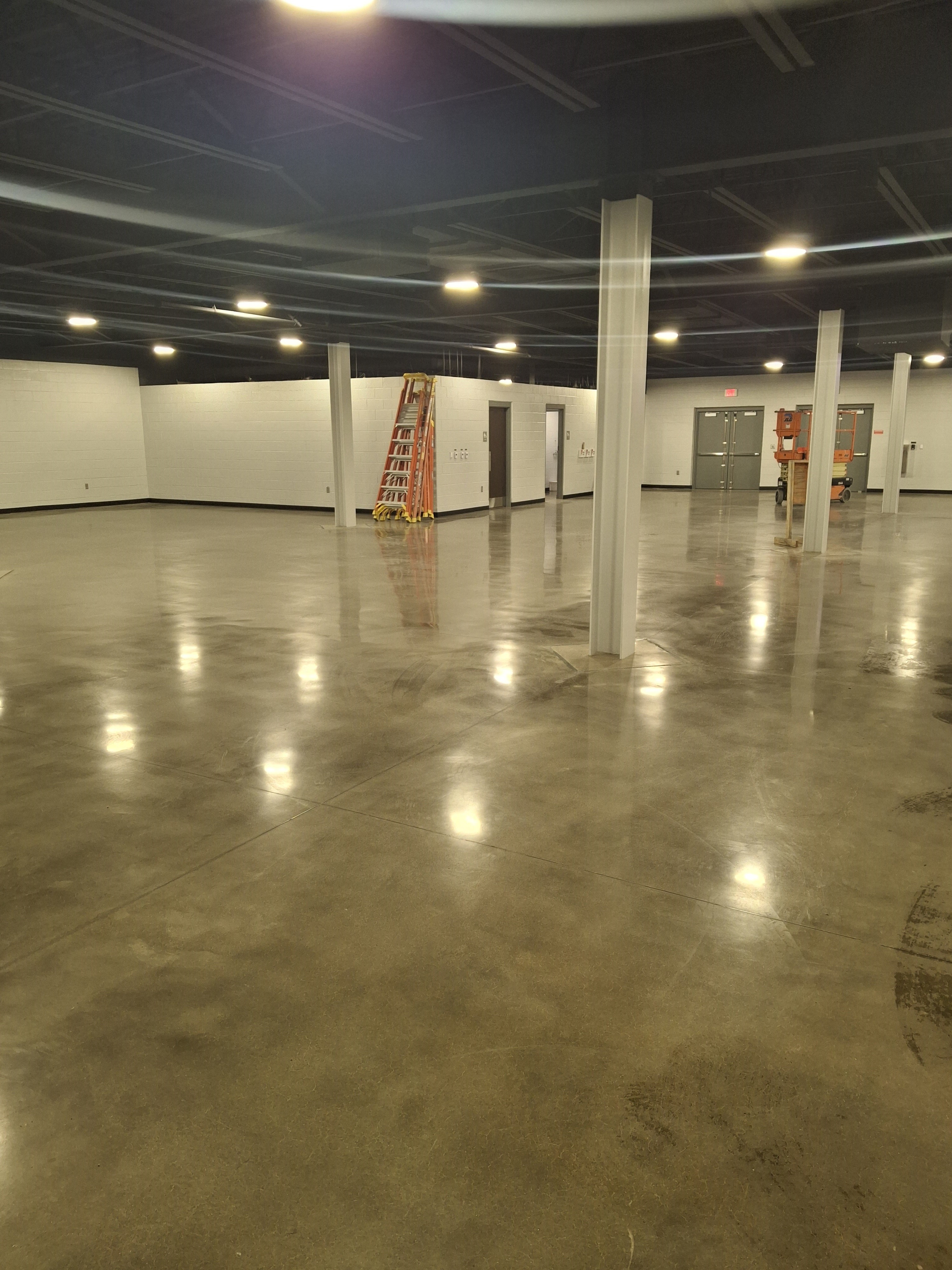 DCV Builders Cleaning Service Image