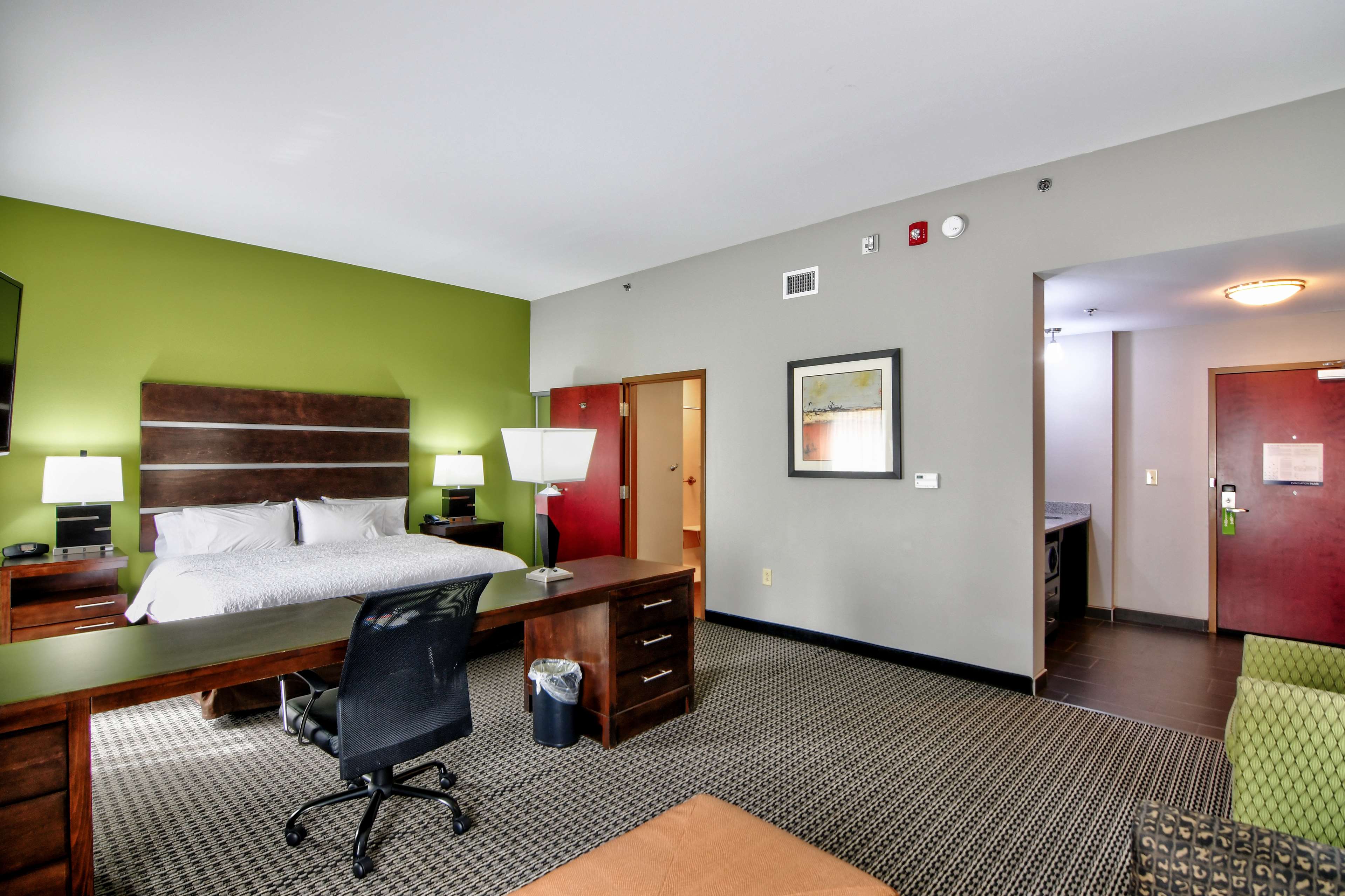 Guest room