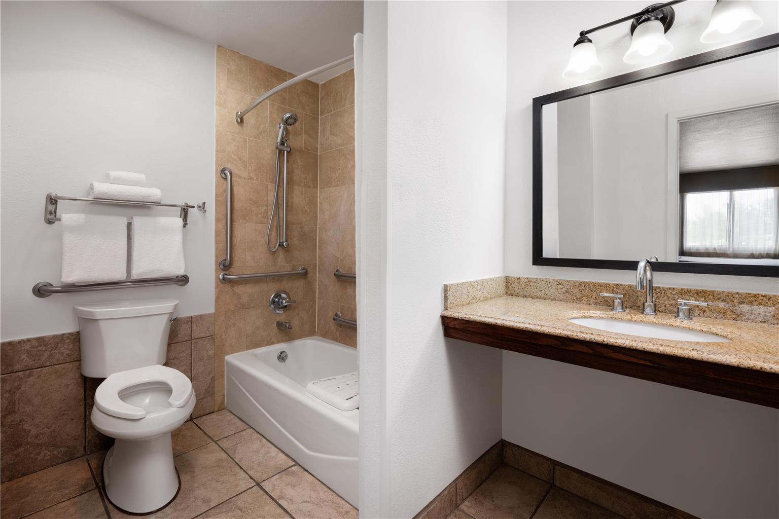 Best Western Discovery Inn Image