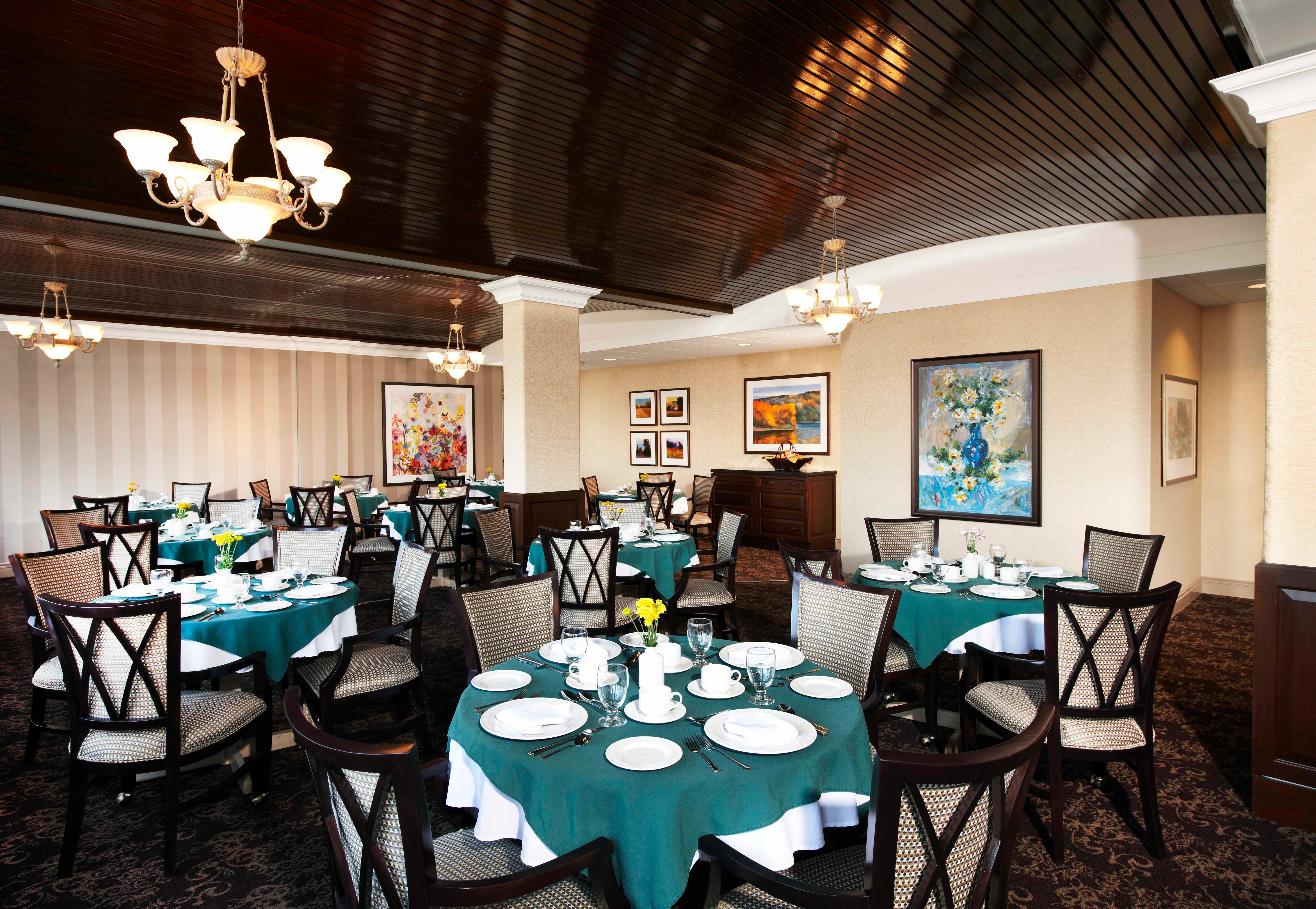 Images Revera Leaside