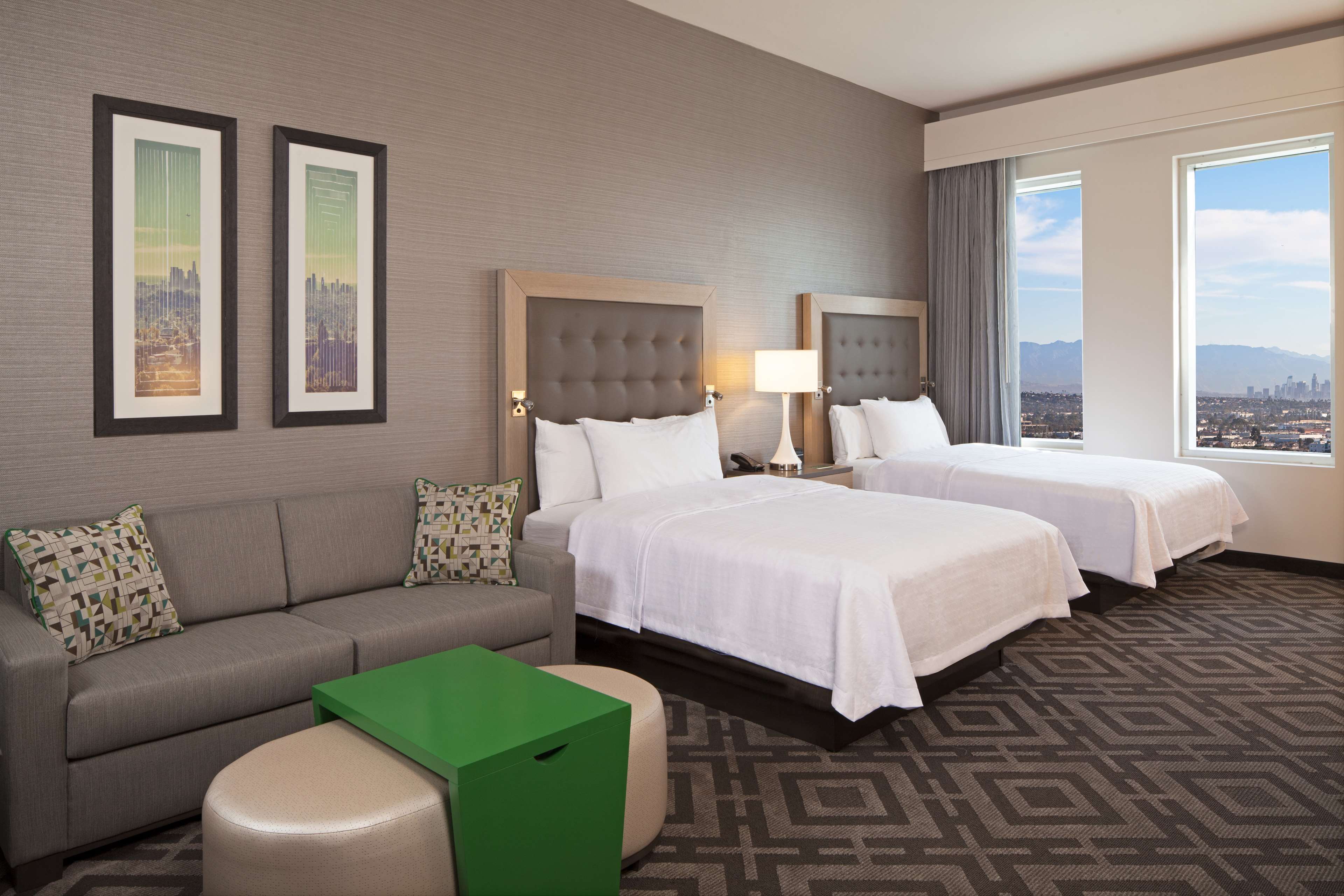 Guest room