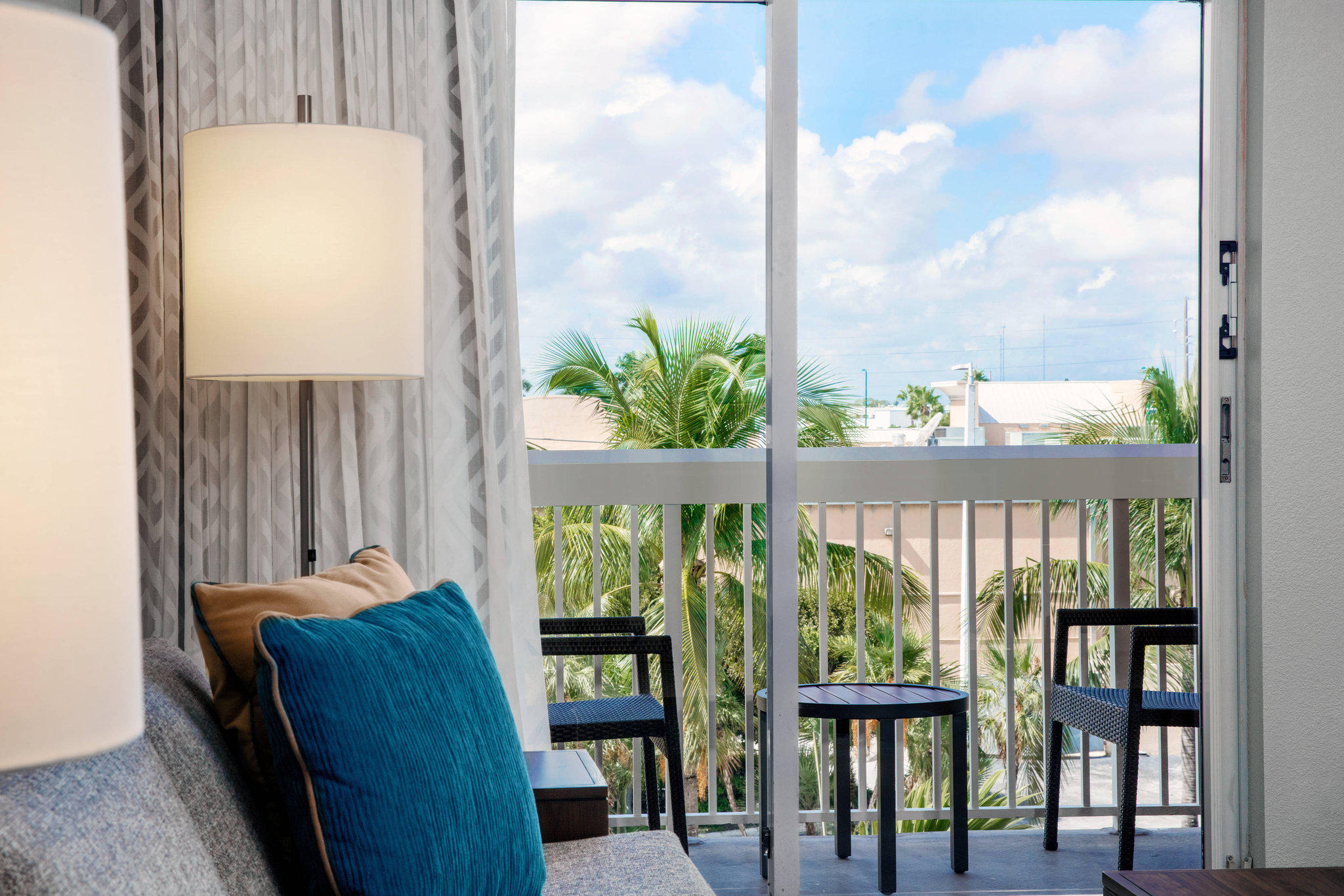 Courtyard by Marriott Miami Aventura Mall Photo