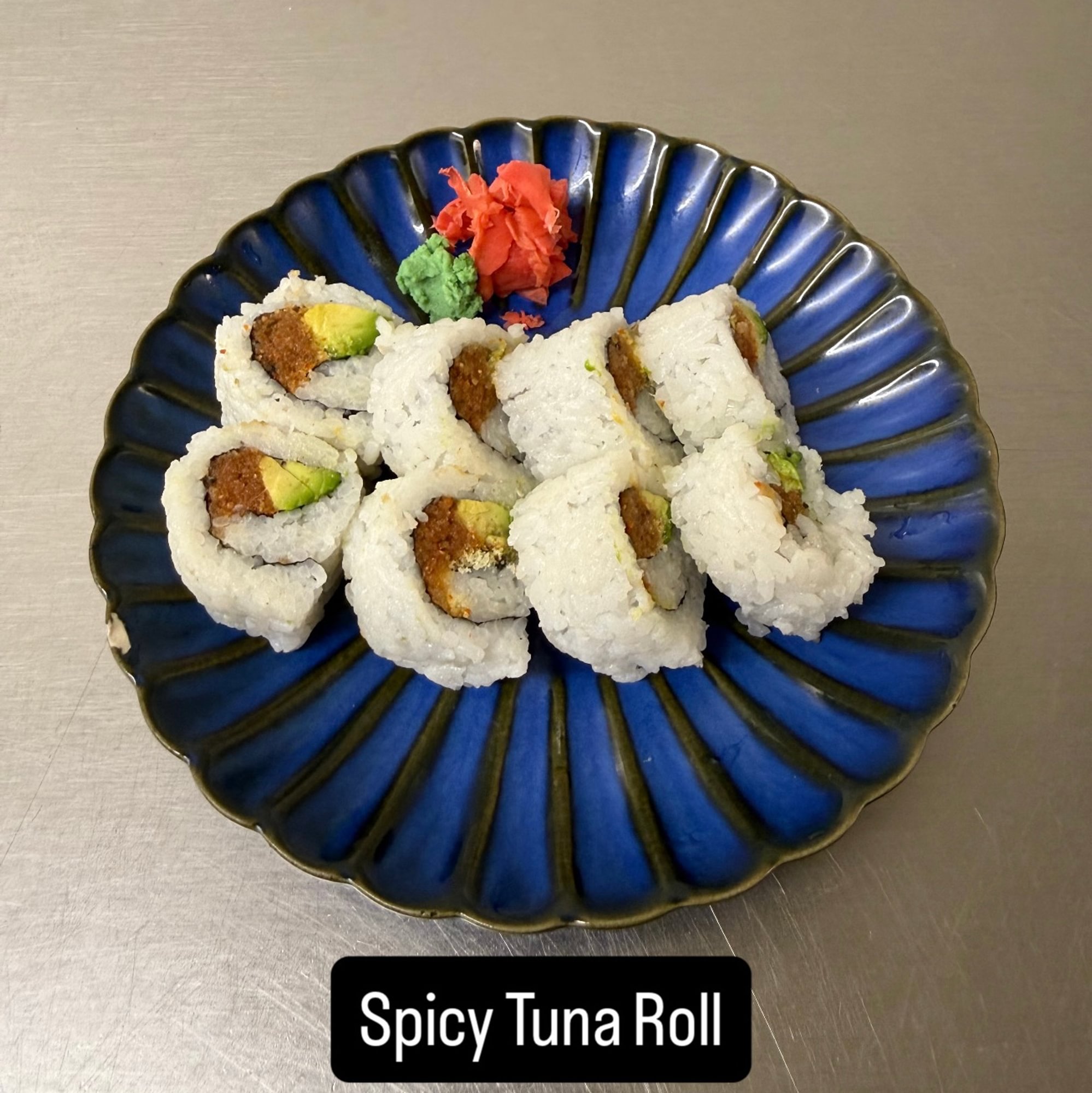 25. Spicy Tuna Roll