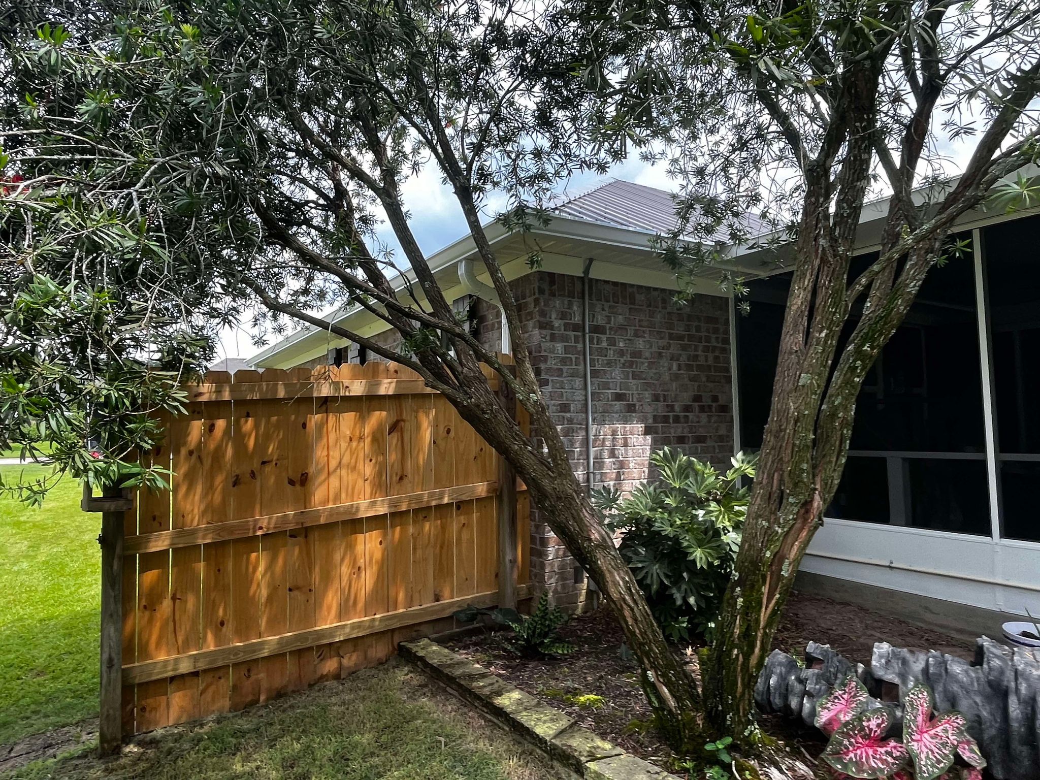 Southern Gutters LLC Image