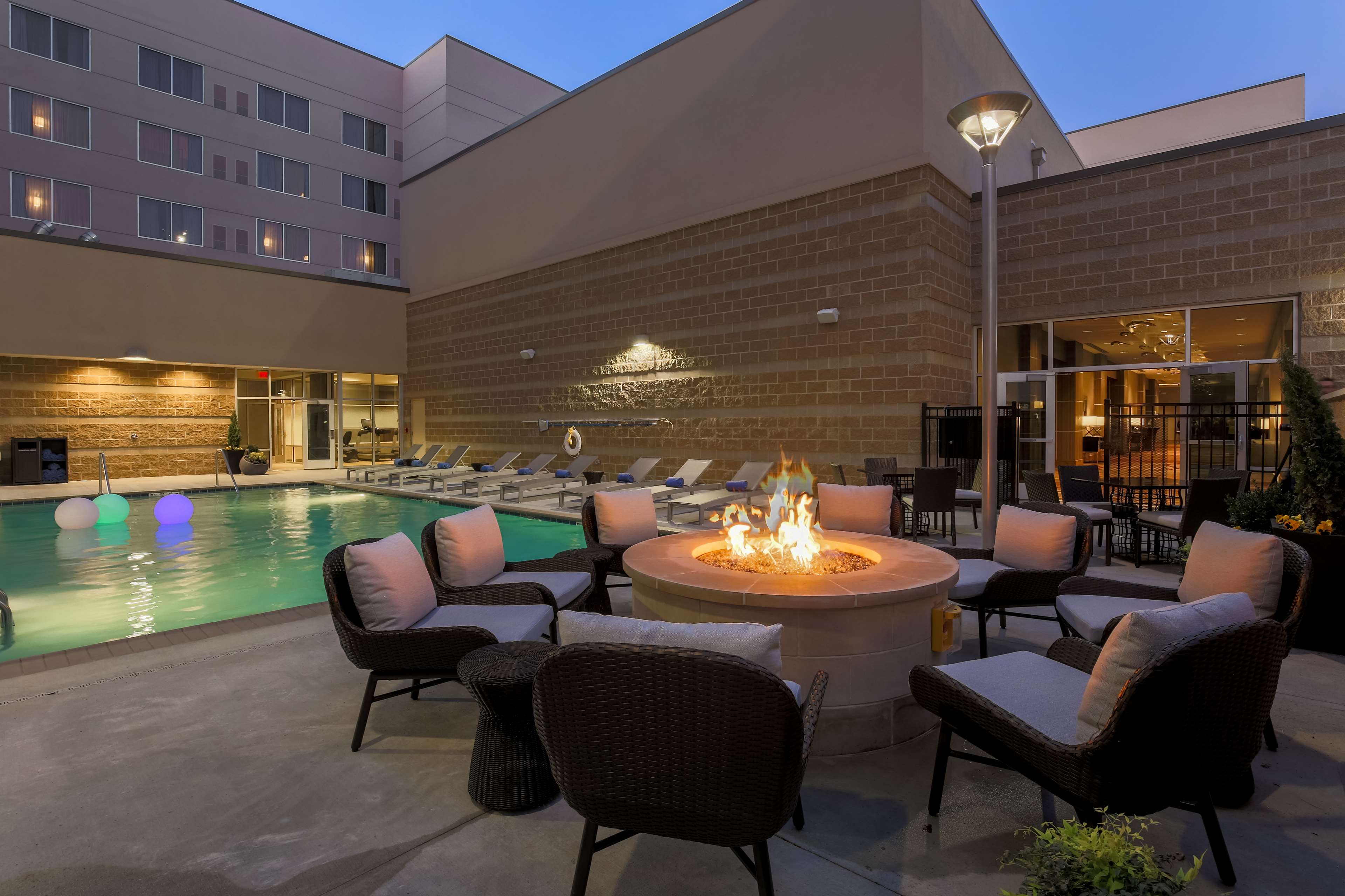 DoubleTree by Hilton Evansville Photo