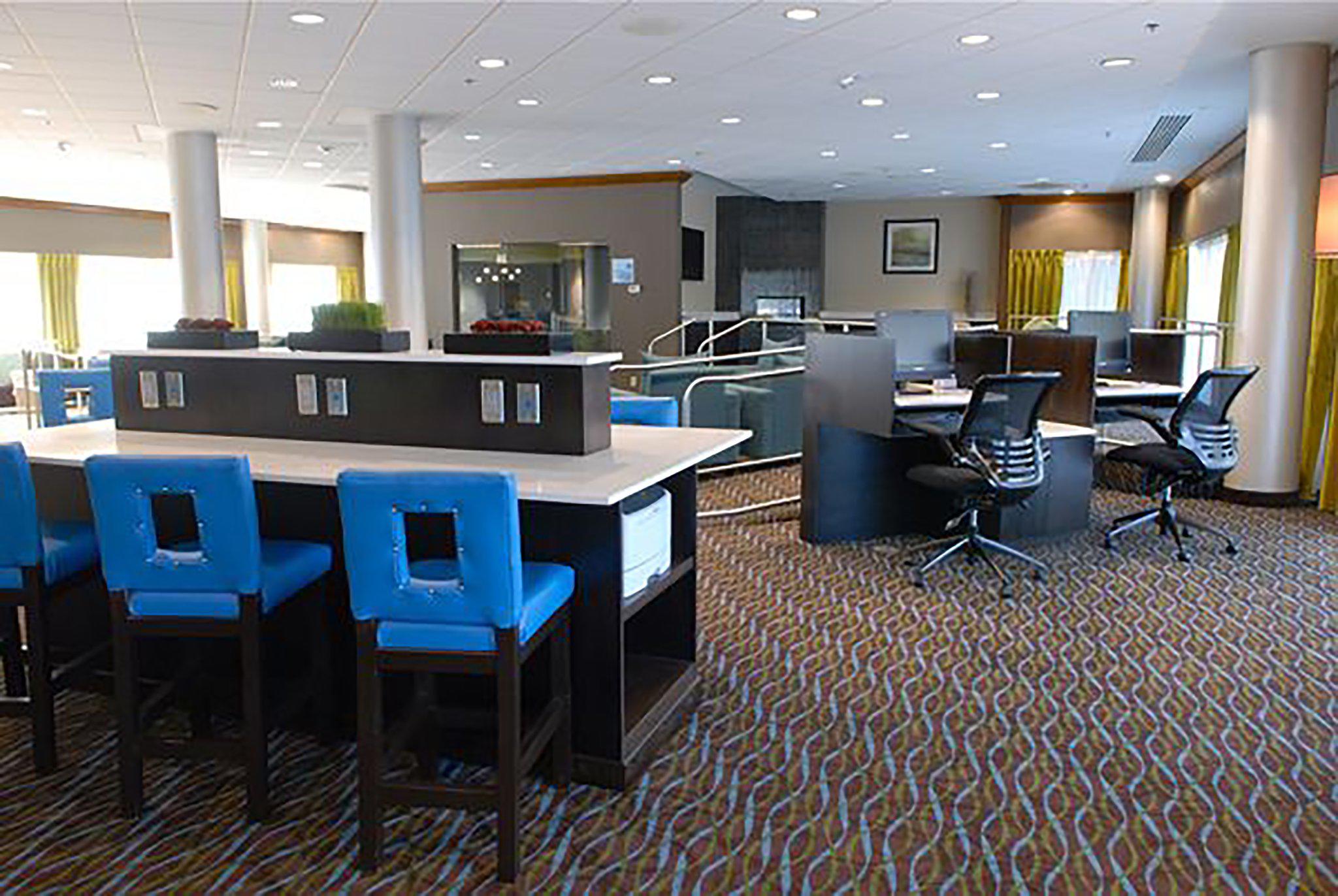 Holiday Inn Express Boise-University Area Photo