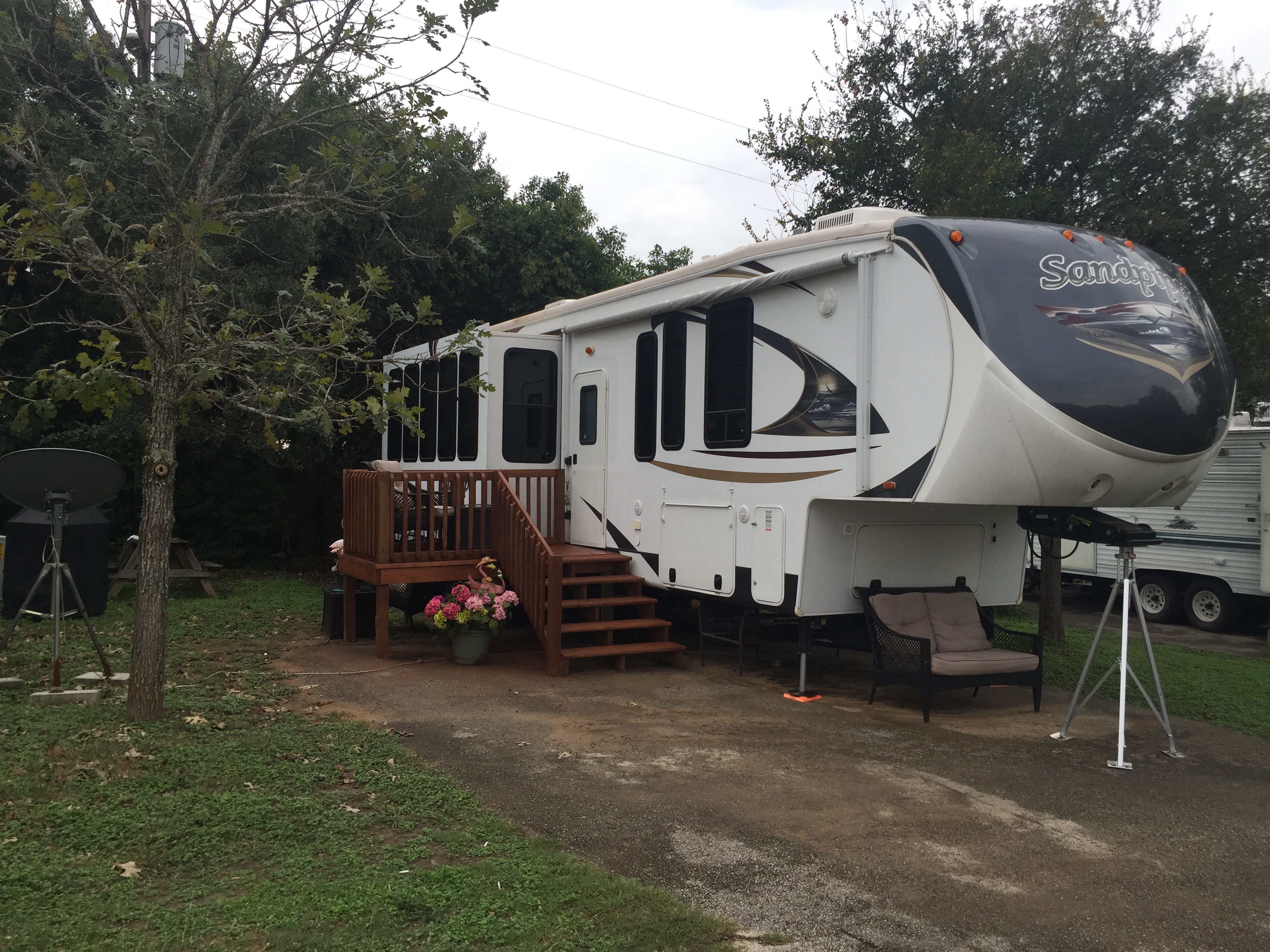 Wagon Wheel RV Park & Cabin Rentals Image