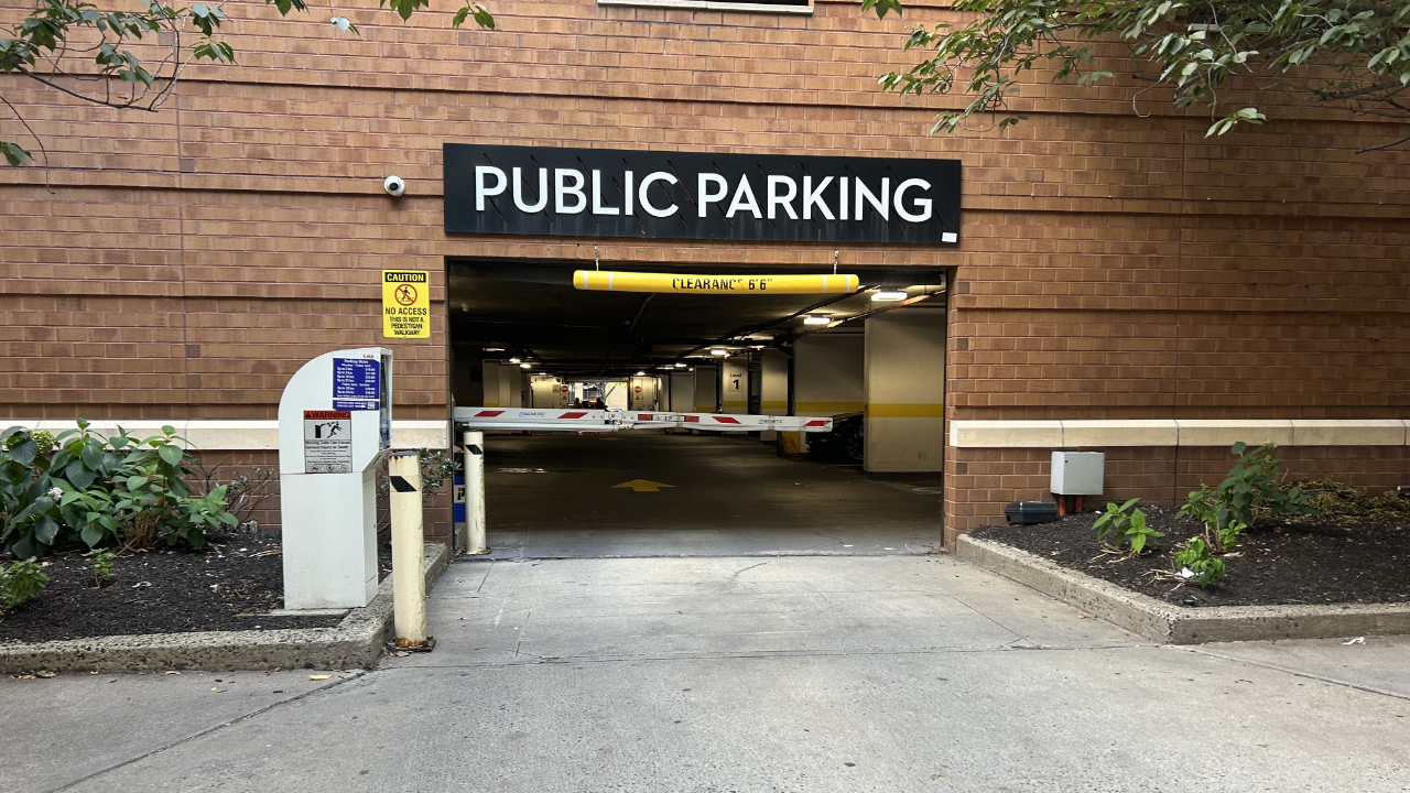 LAZ Parking - Observer Park Garage